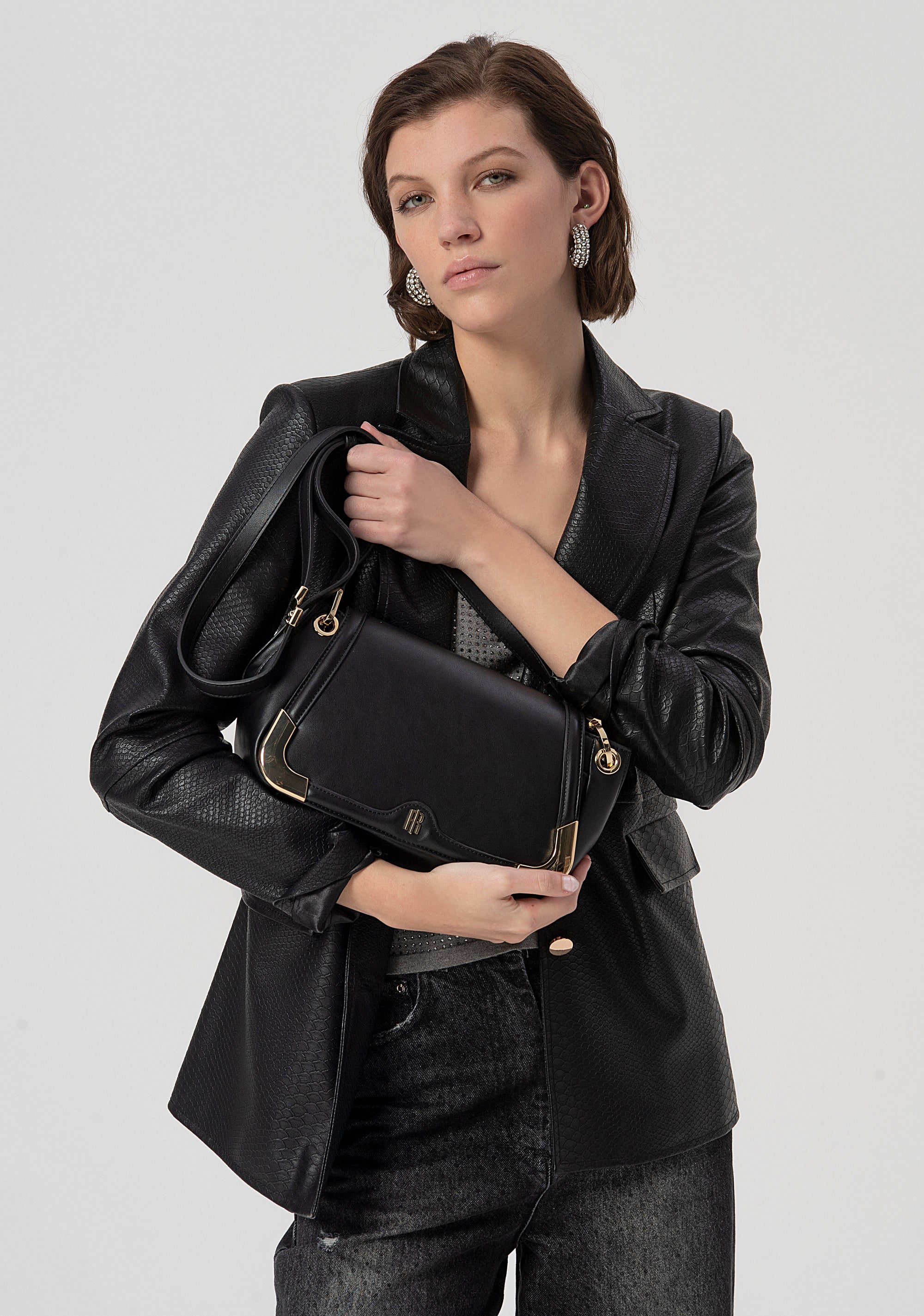 Elegant Shoulder Bag with Gold Metallic Details Fracomina FB25WB3001P41101-053_663c5150-dd36-4797-8826-2398be26176c