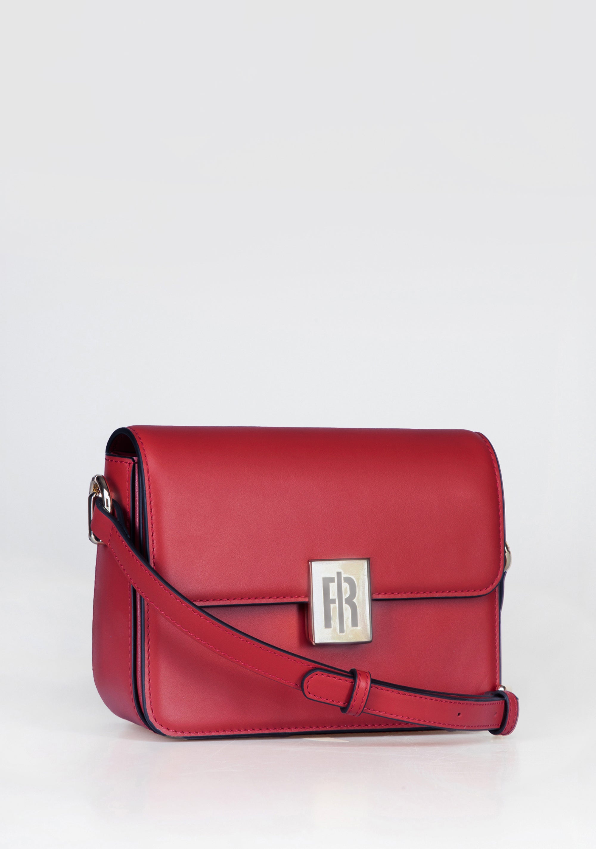 Structured Shoulder Bag with Flap Closure and Gold Logo Fracomina FB25WB3002L41601-234_2_6ad752ce-3210-4961-94b2-20b772242a73