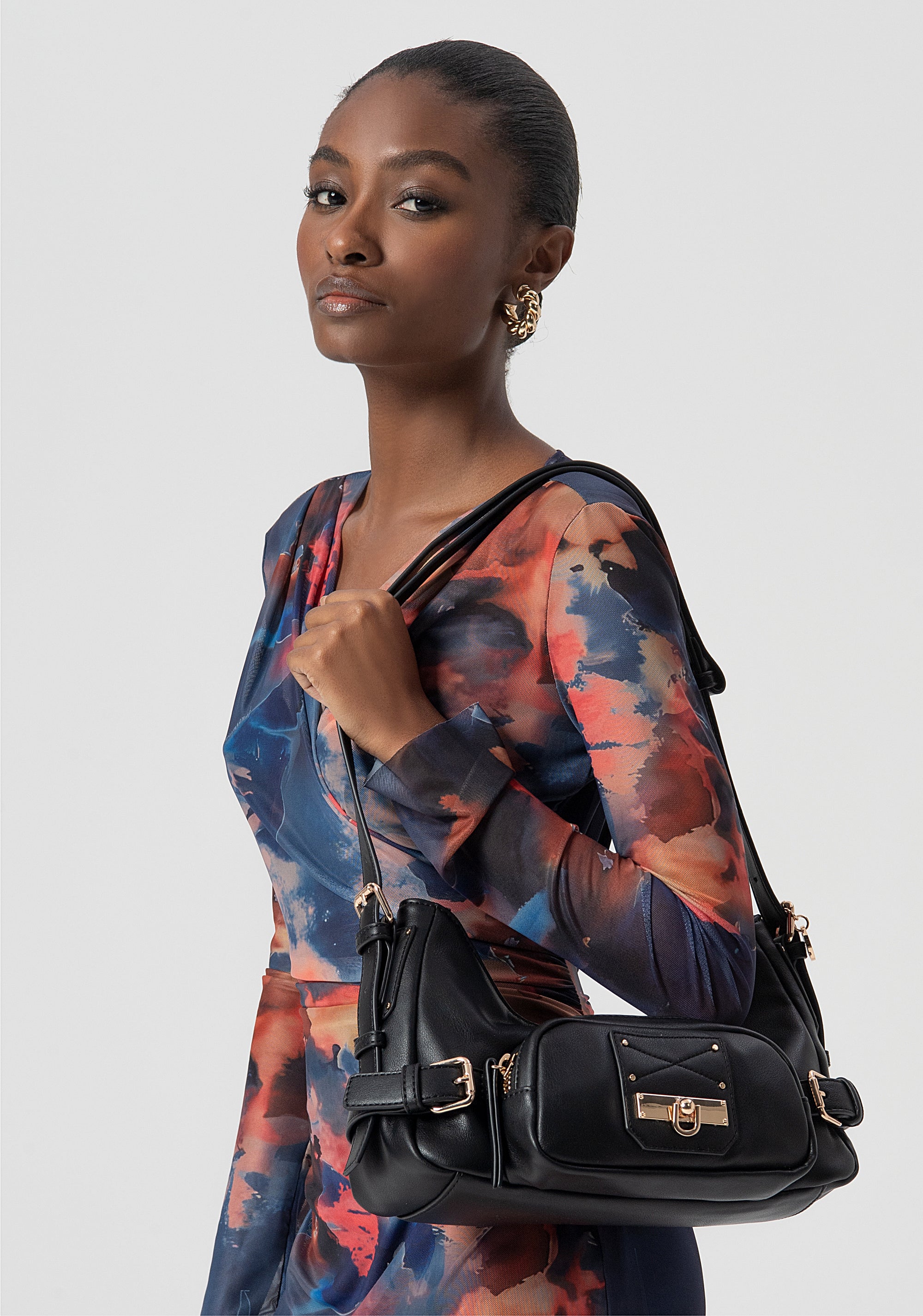 Shoulder Bag with Gold Studs and Buckles Fracomina FB25WB3003P44101-053_c0c685b0-7708-4f07-a6d7-e341e97bc25f
