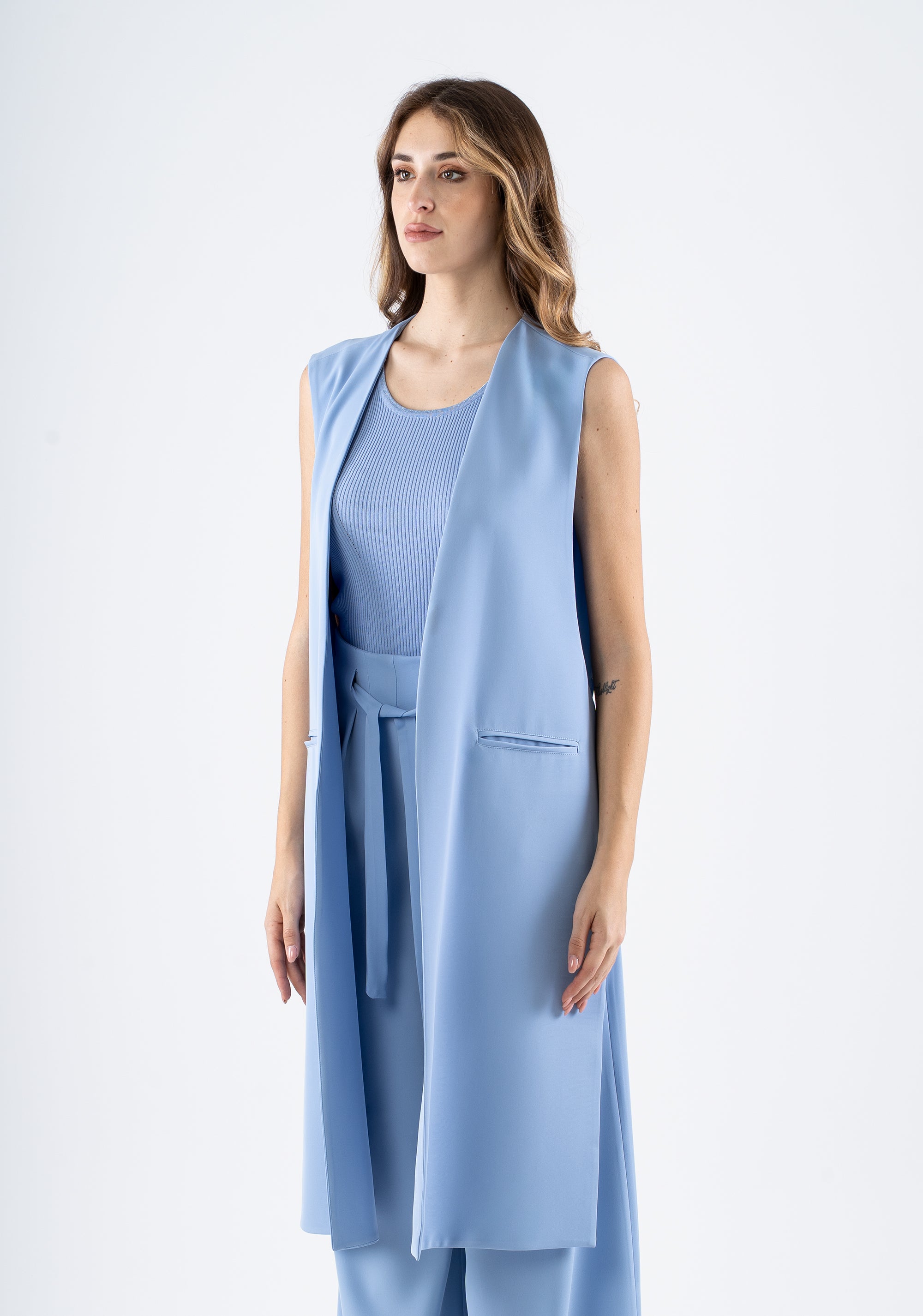 Long Sleeveless Vest in Coral Flowing Fabric Fracomina FI25SJ3002W47601-252_4