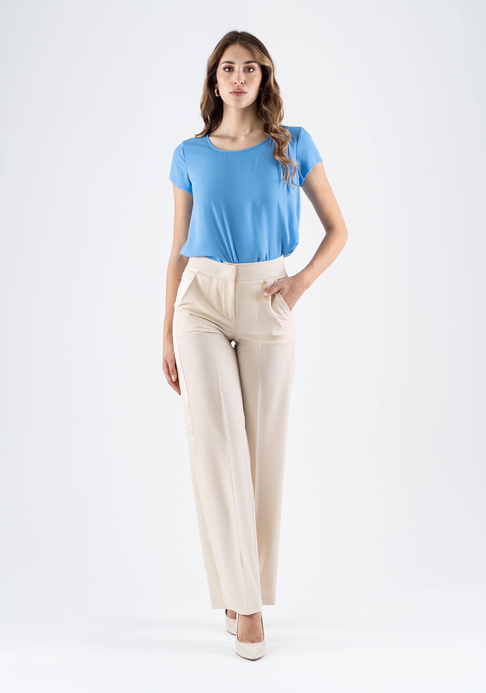 Elegant wide-leg trousers with high waist and pockets Fracomina FI25SV4001W45901-050_4