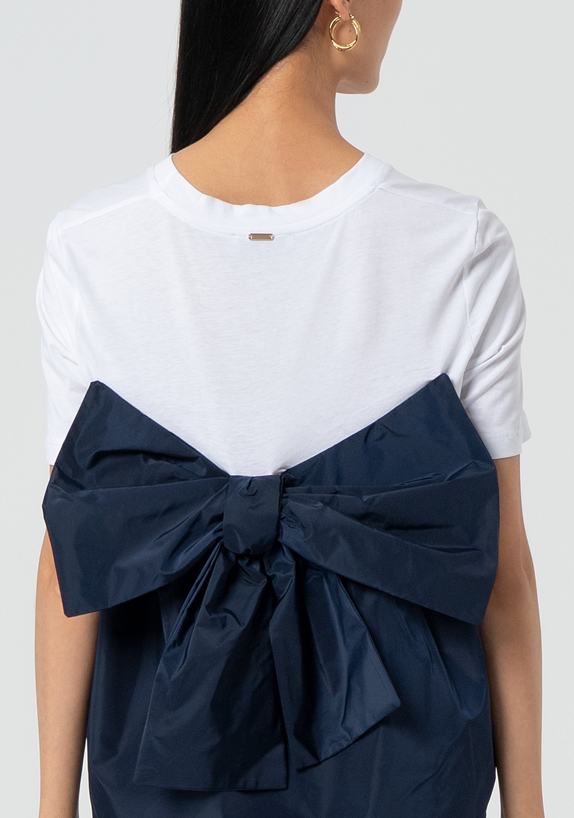 Egg shaped t-shirt with round neck Fracomina FJ25ST3003J40001-283-2
