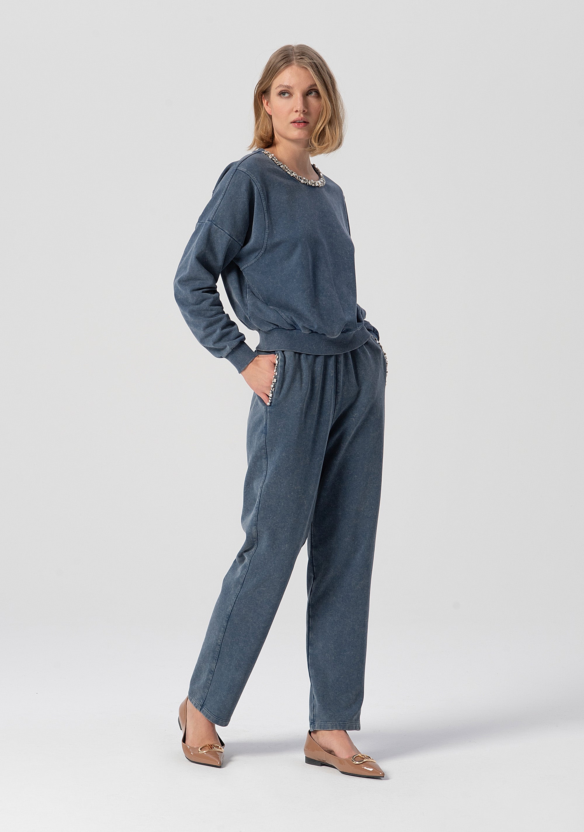 Sweater regular fit with round neck and shiny stones applied Fracomina FJ25WT9002F409O3-166-4