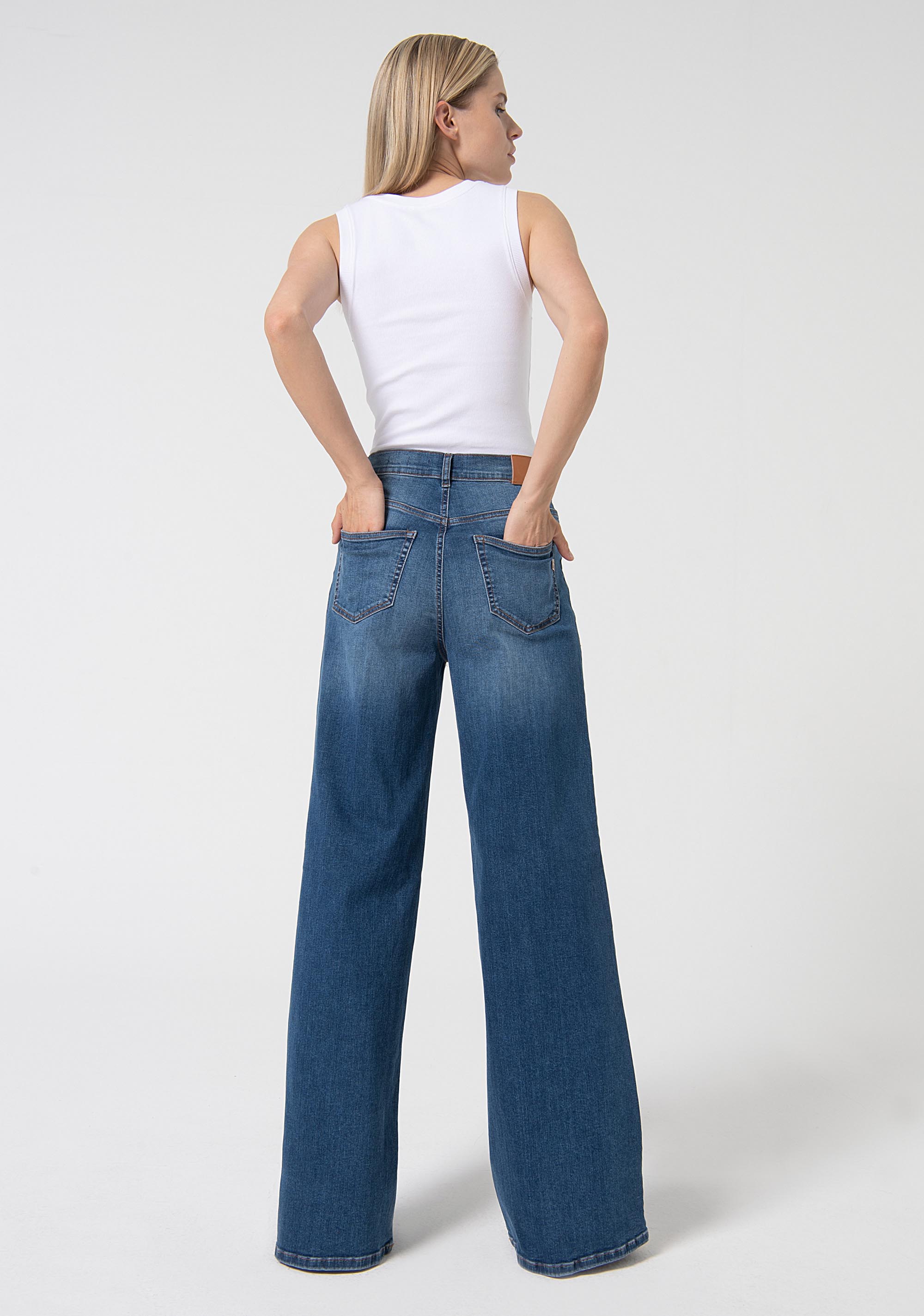 Jeans regular fit made in denim with middle and stone wash Fracomina FP000V8050D40402-349-3