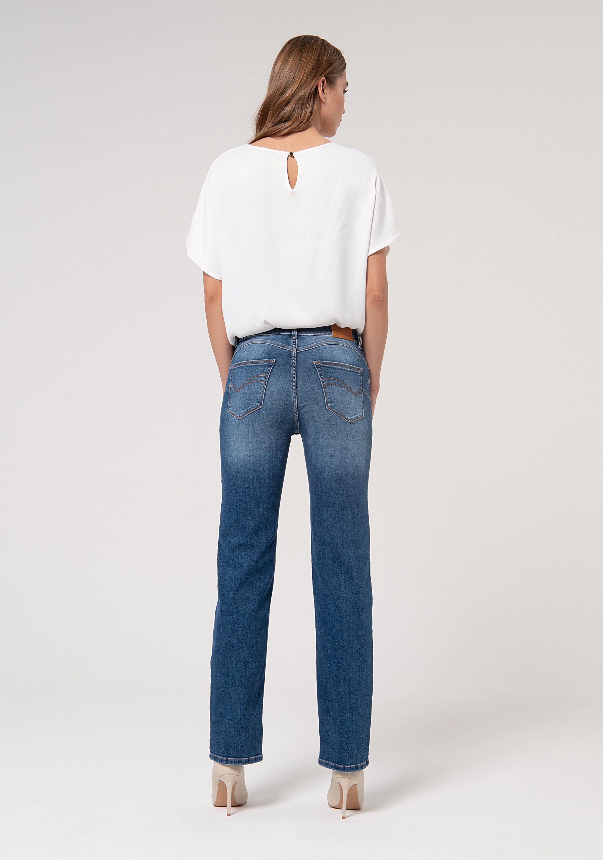 Jeans regular fit with perfect shape effect made in stretch denim with middle wash Fracomina FP000V8050D40402-349_2