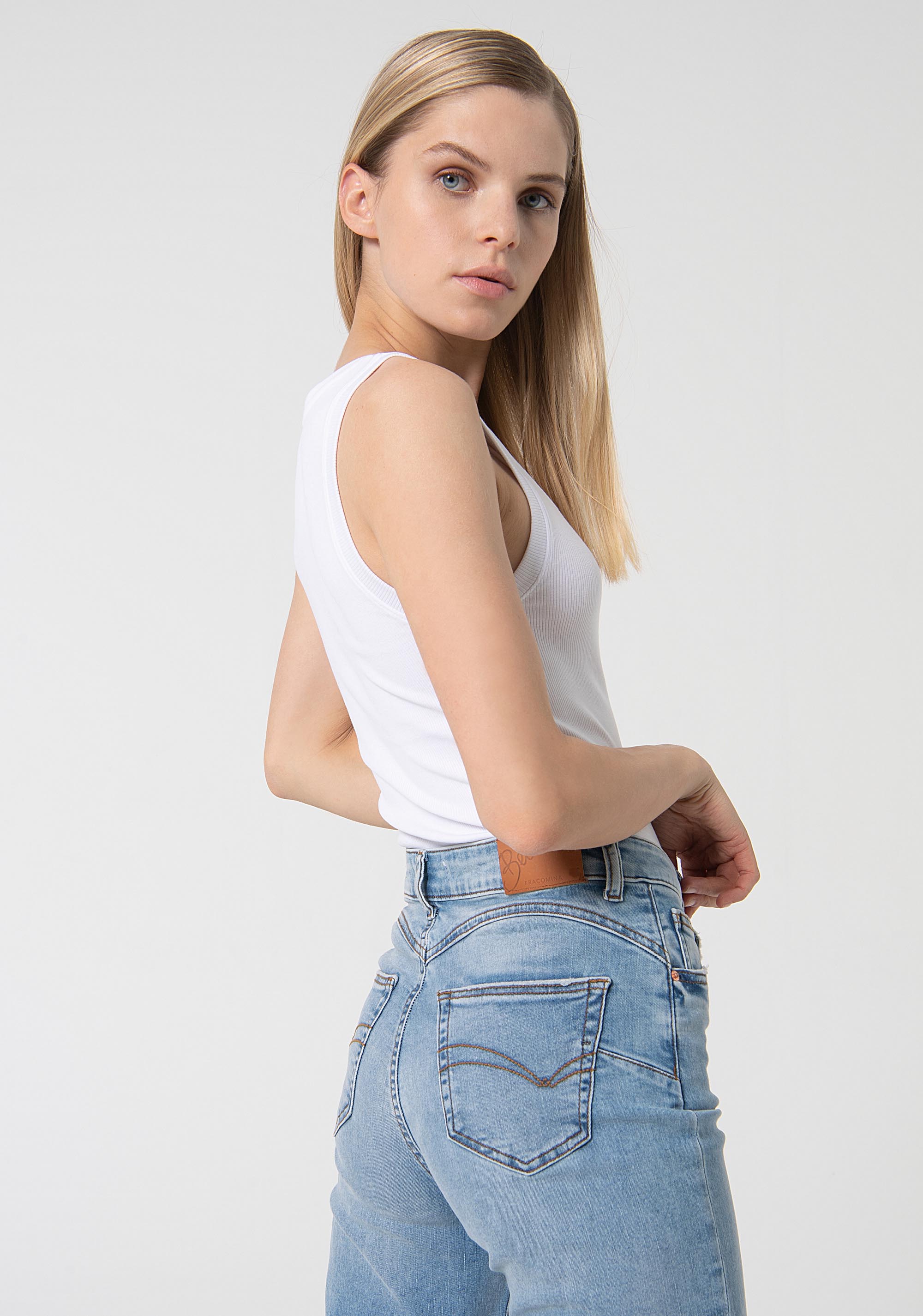 Jeans straight line made in denim with middle stone wash Fracomina FP24SV8050D40103-062-4_75c25510-db7e-4410-b95f-4bbc03a187ea