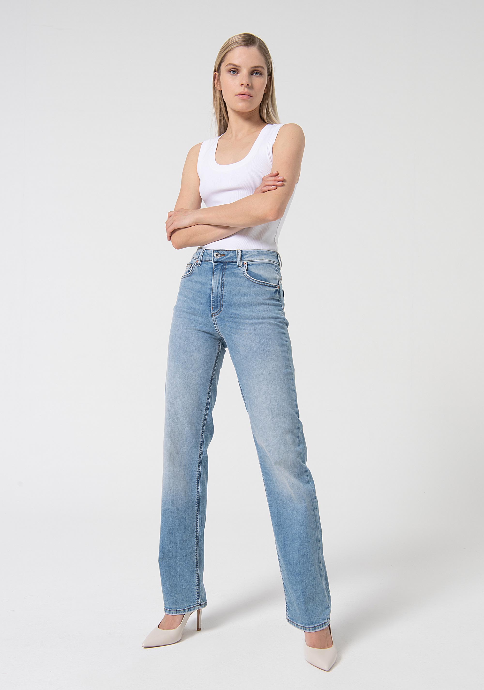 Jeans straight line made in denim with middle stone wash Fracomina FP24SV8050D40103-062_6fdcfa76-a01c-47bb-a1bb-a2463cf091e5