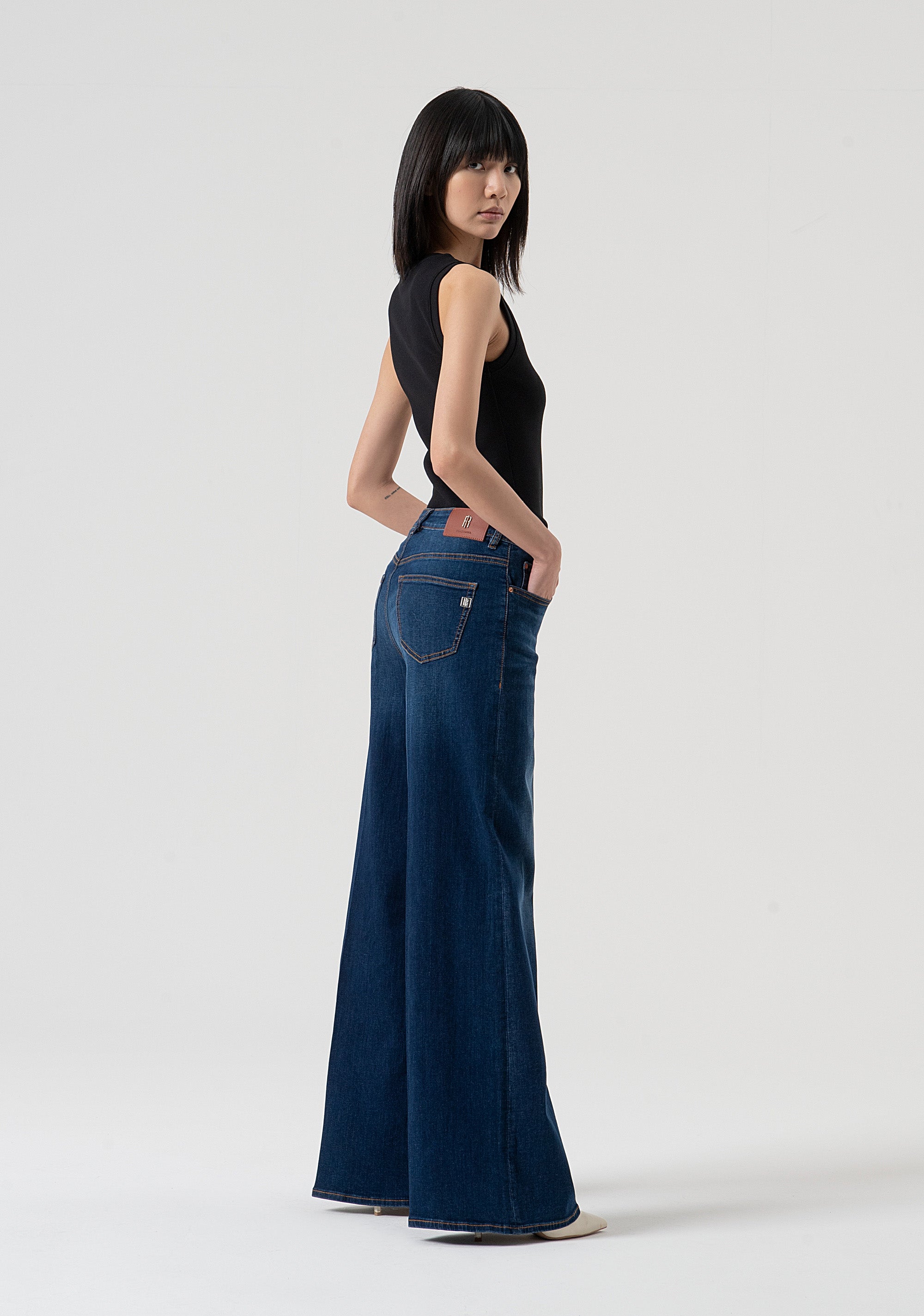 Jeans flare made in denim with dark wash Fracomina FP25WV3015D46002-987-2