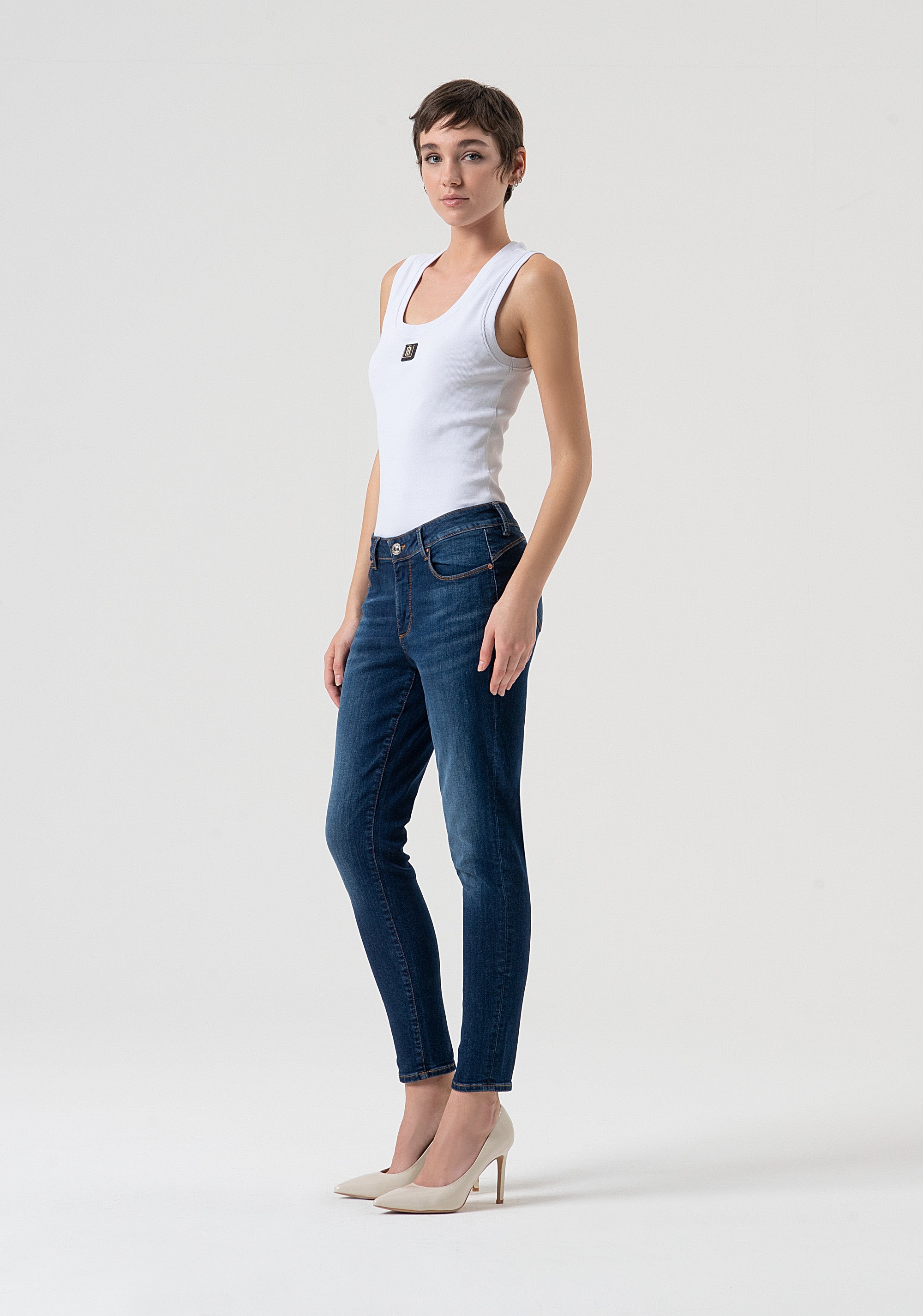 Jeans slim fit with push-up effect made in stretch denim with middle wash Fracomina FP25WV8000D46002-987-2