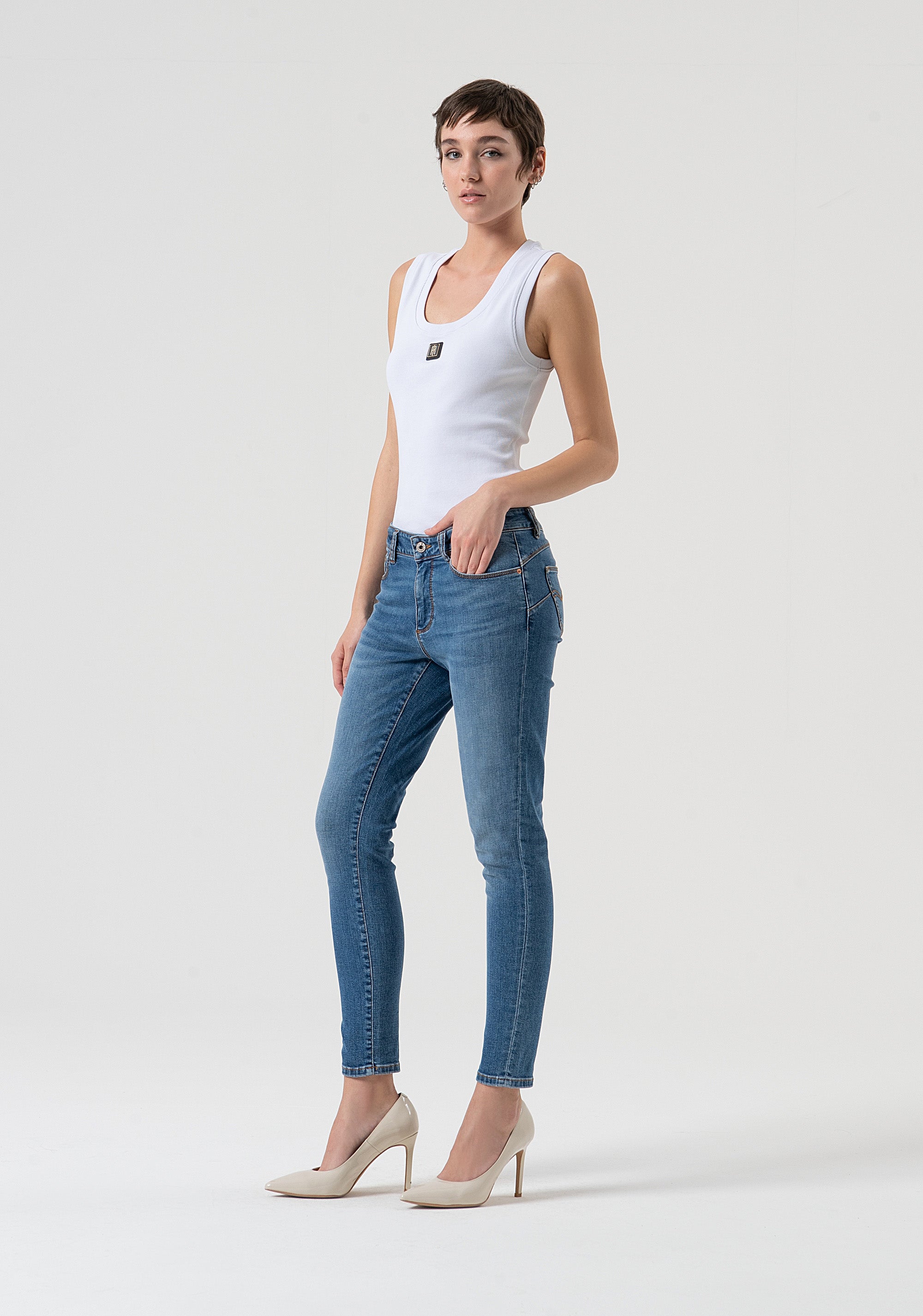 Jeans slim fit with push-up effect made in stretch denim with middle light wash Fracomina FP25WV8000D46093-349-2