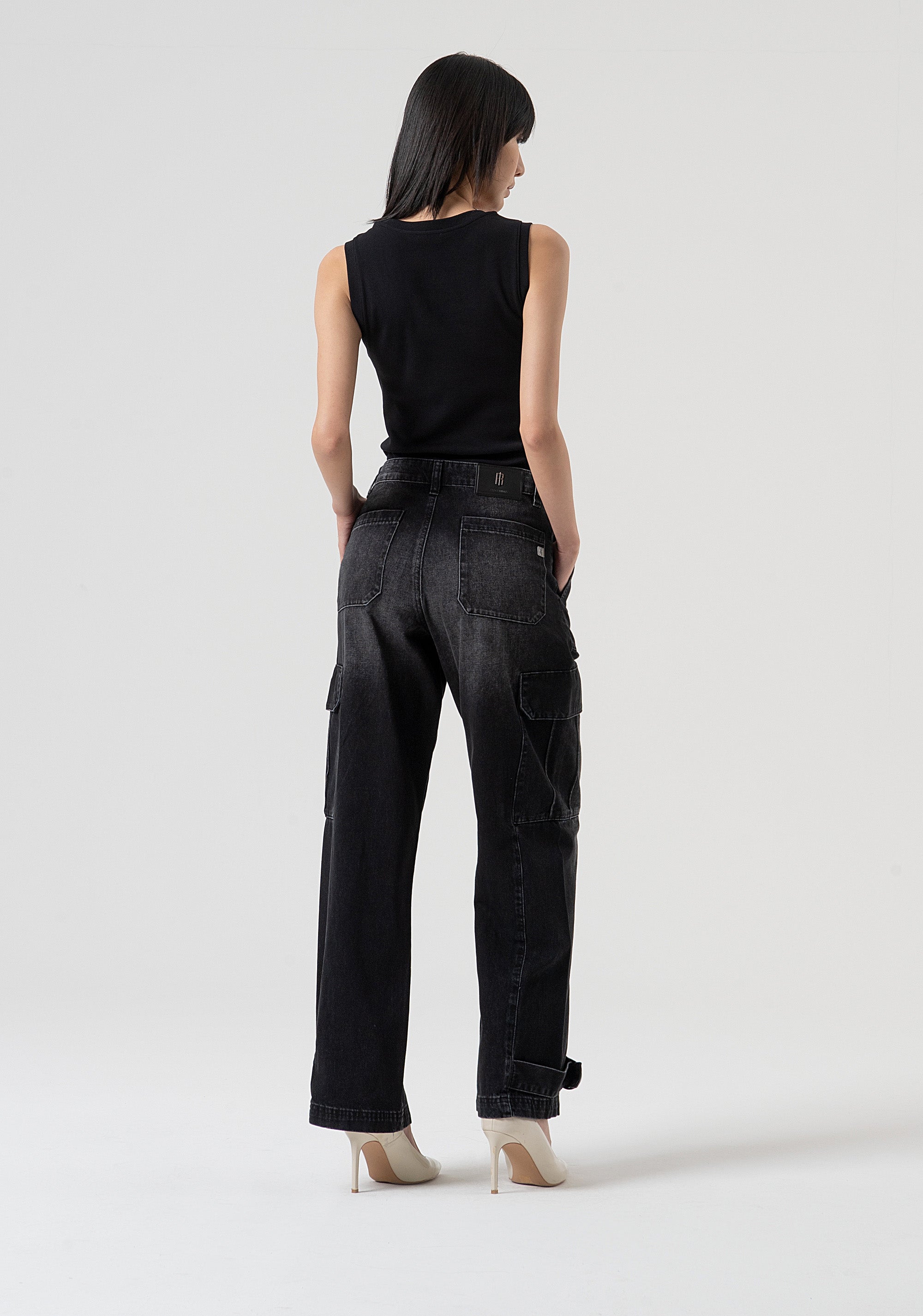 Jeans cargo made in black denim with dark wash Fracomina FP25WVC004D41904-H21-4