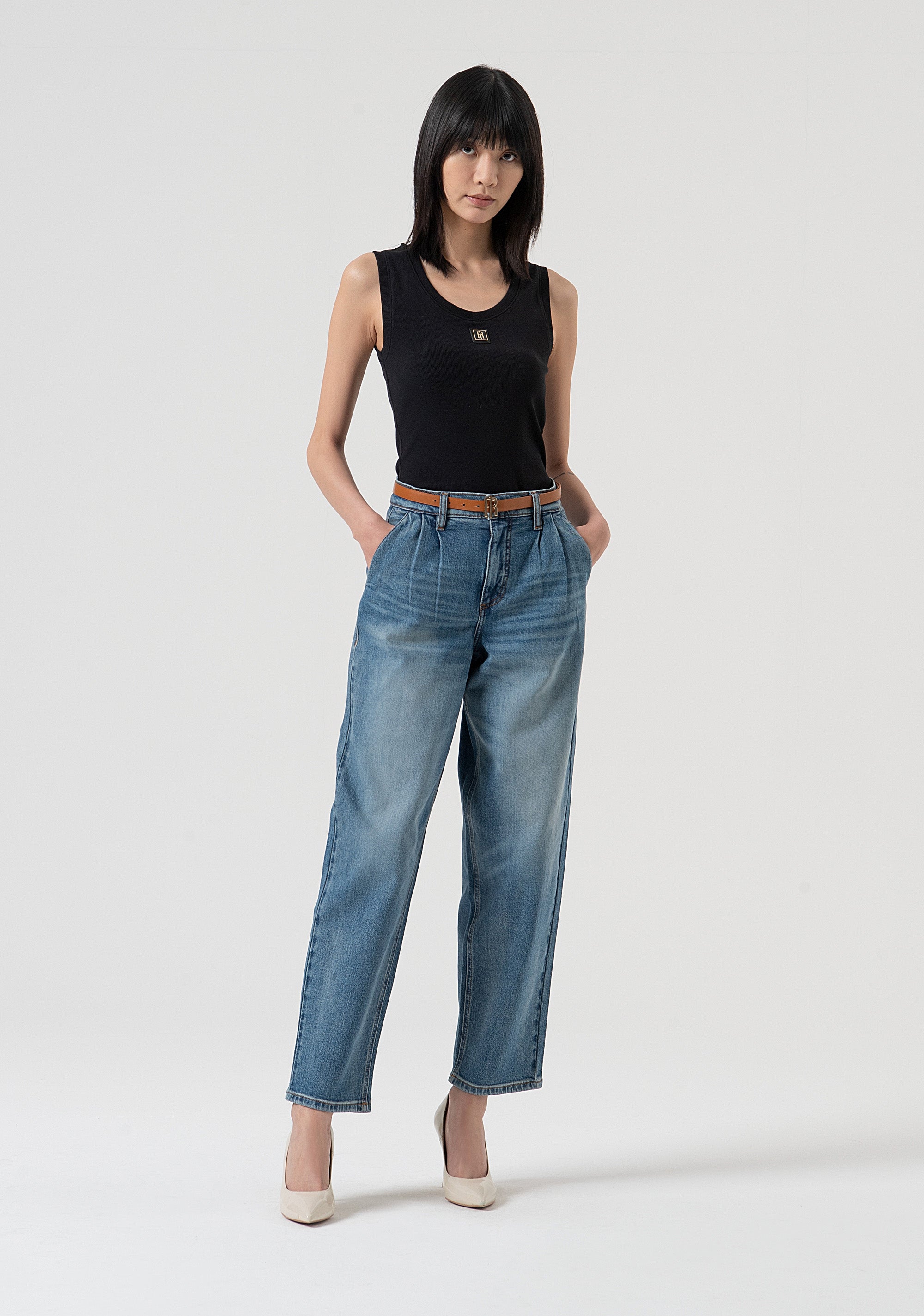 Jeans carrot made in denim with middle wash Fracomina FP25WVD014D45093-337-1
