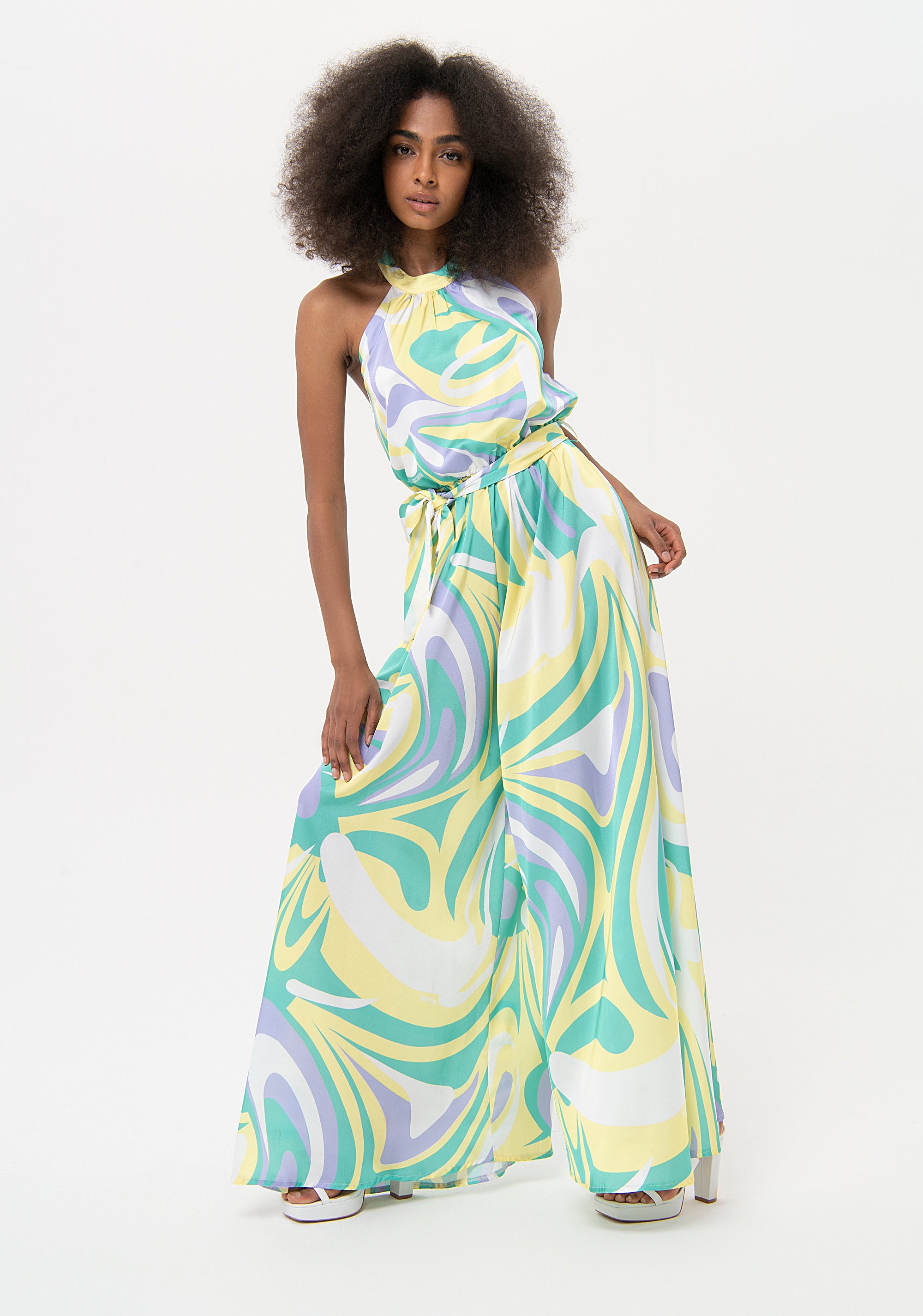 Overall regular fit with multi color geometric pattern