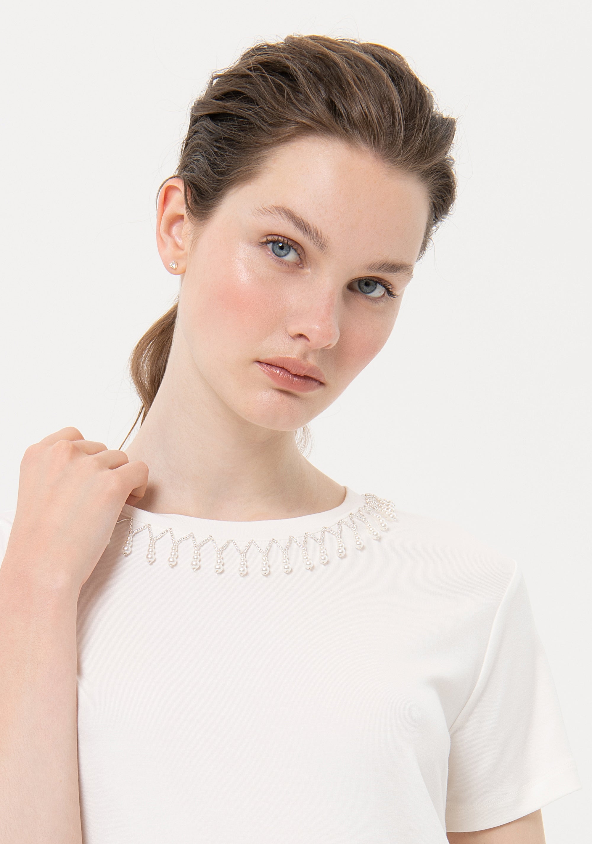 Blouse wide fit with lace detail on the back Fracomina FR24ST1004J467G1-108-2