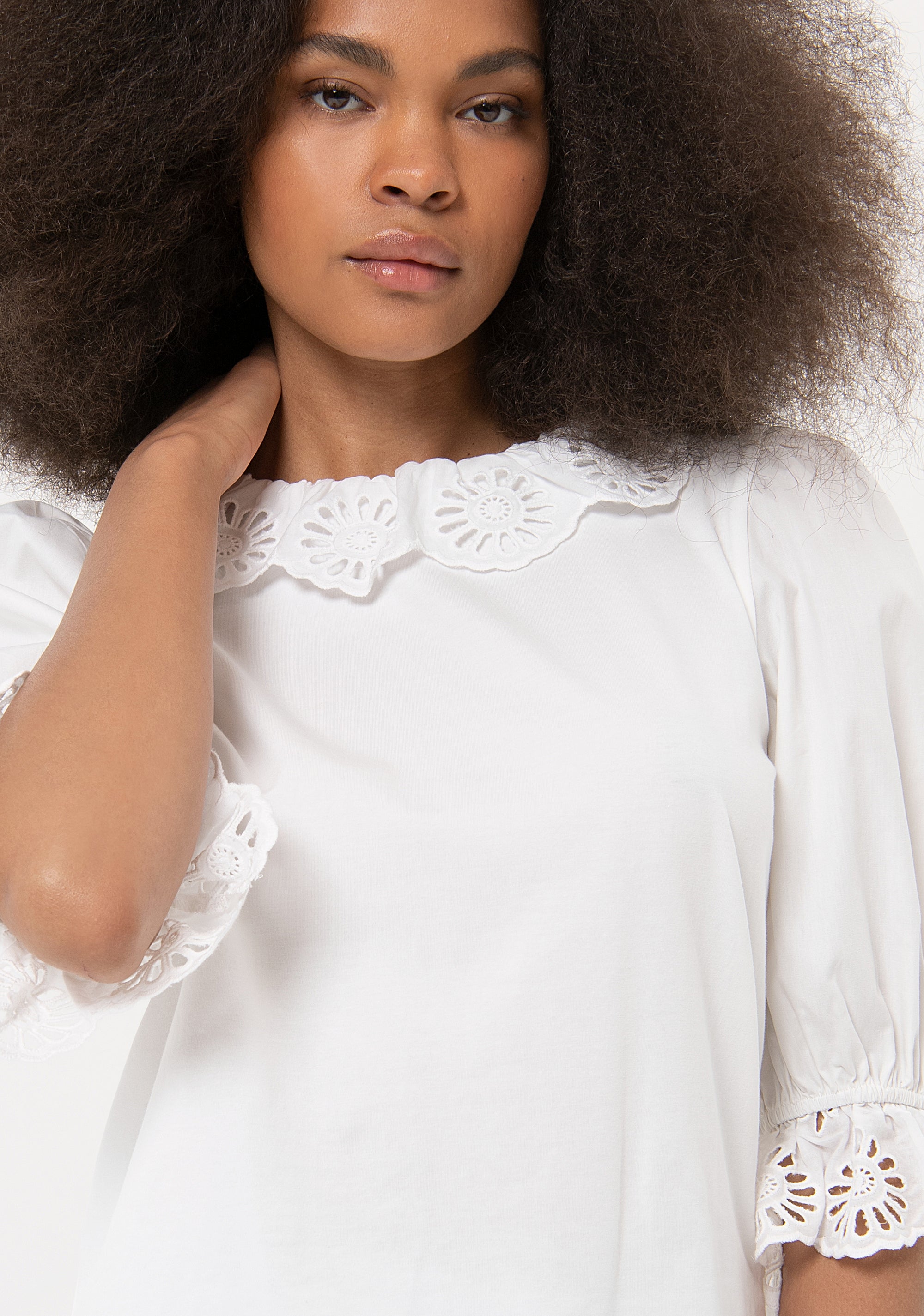 Blouse regular fit with lace collar Fracomina FR24ST1010J401G1-278-2