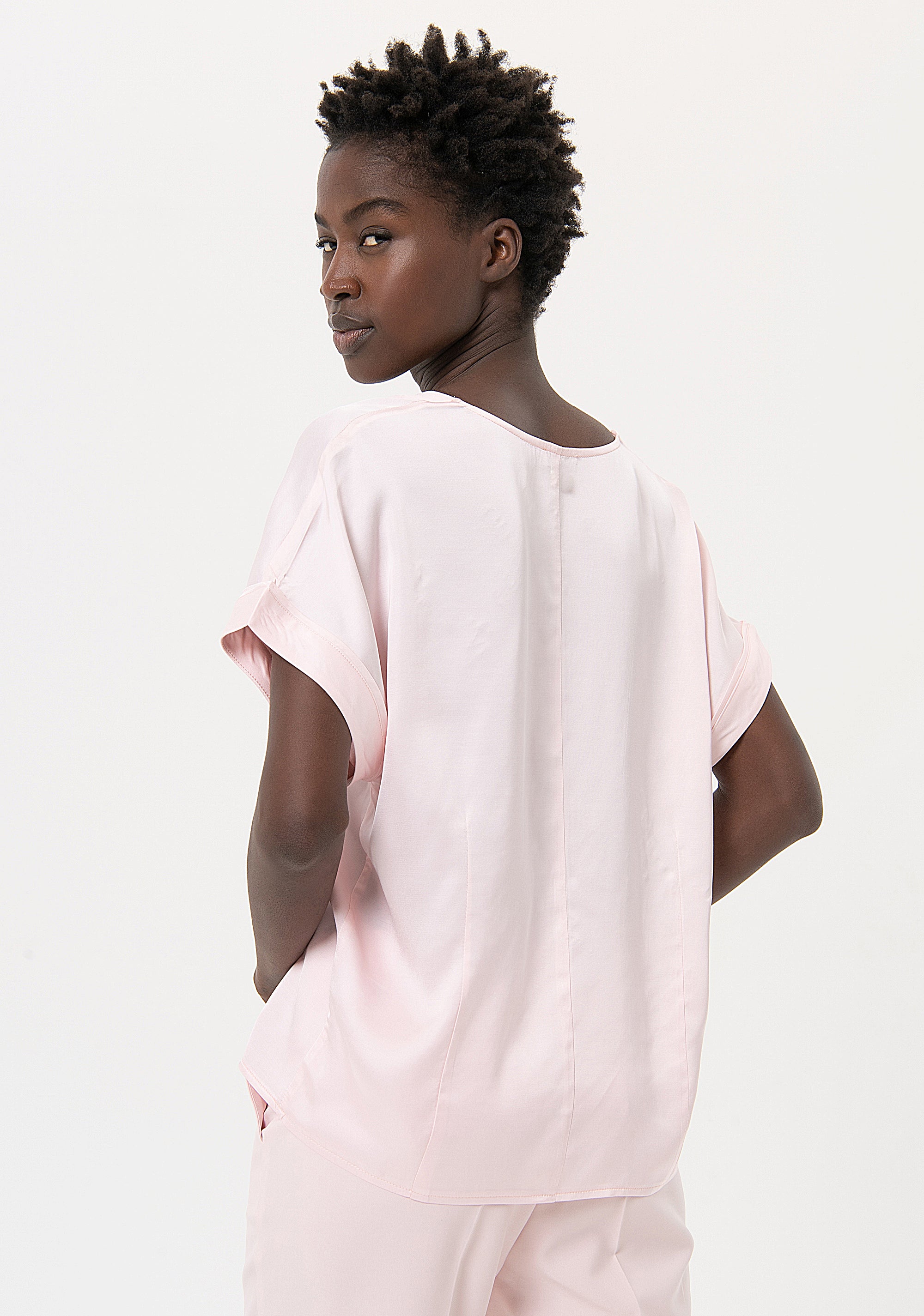 Blouse wide fit made in satin Fracomina FR24ST1017W51701-238-4_e83ac38c-f394-4115-967d-137b234e5924