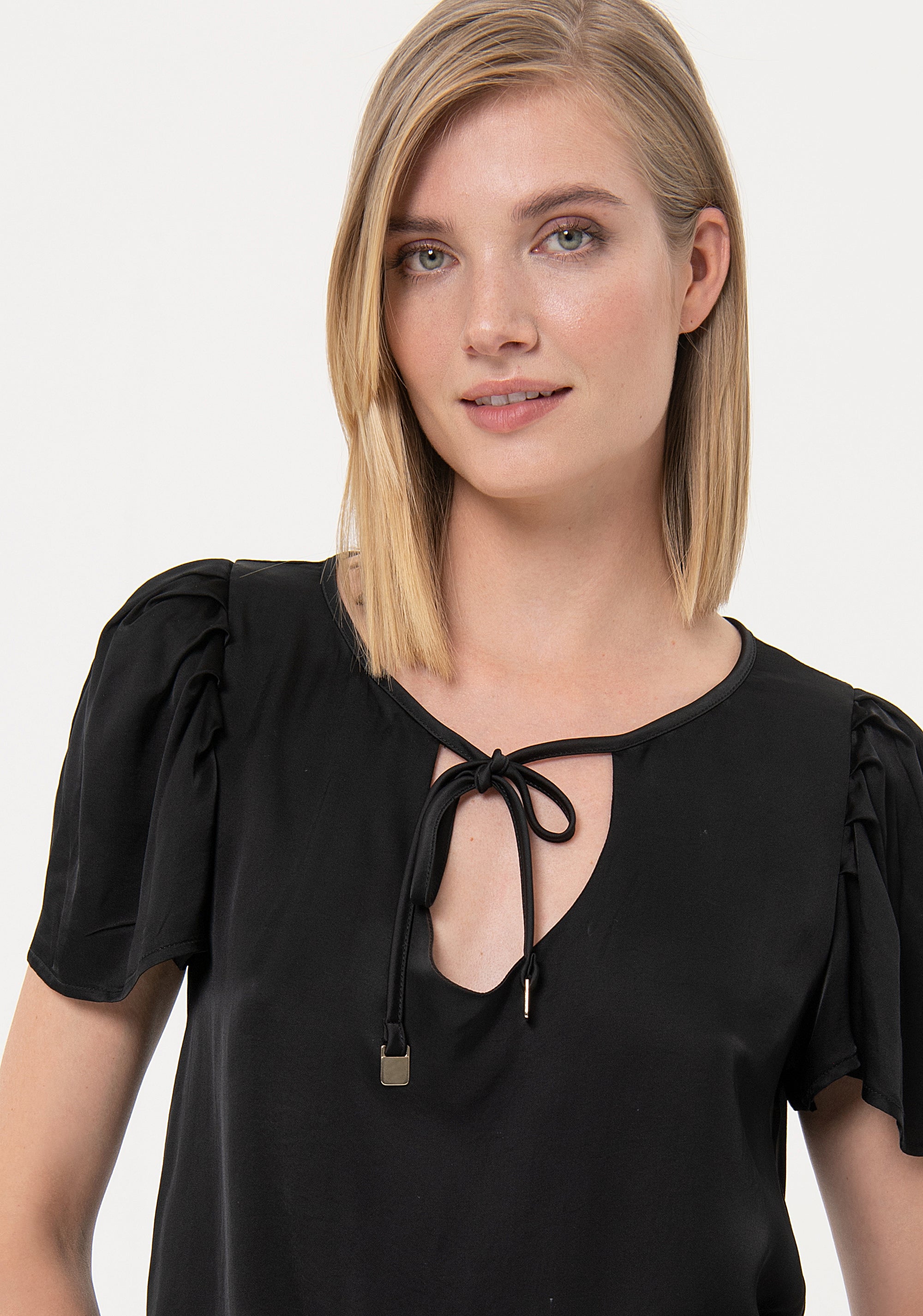 Blouse regular fit with tear drop opening at the neck Fracomina FR24ST1048W41101-053-2_6de89e4a-2c24-443e-8a87-8d3557d120f4