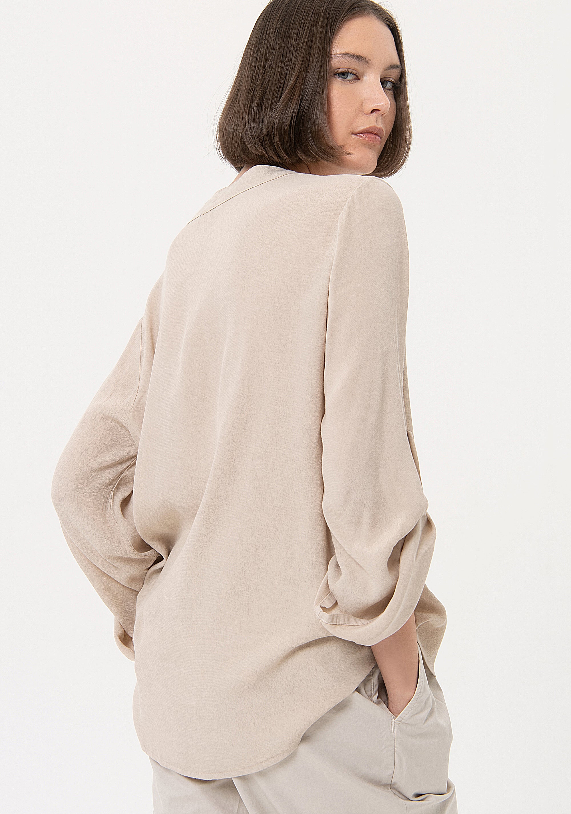 Blouse wide fit made in viscose Fracomina FR24ST1055W42201-251-3_35c823a9-d6bd-4a75-8b4a-1cba2b401342