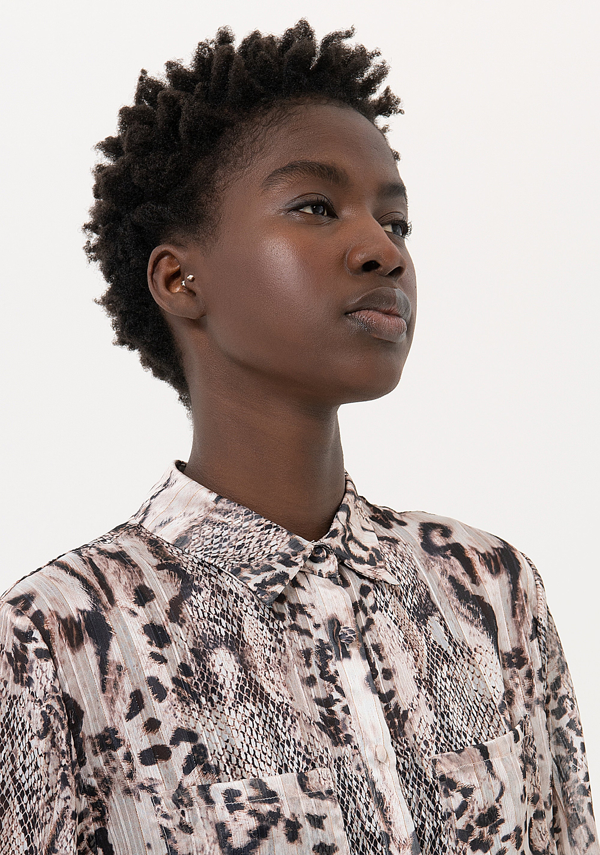 Shirt regular fit made in georgette with animalier pattern Fracomina FR24ST6010W668R8-S23-4