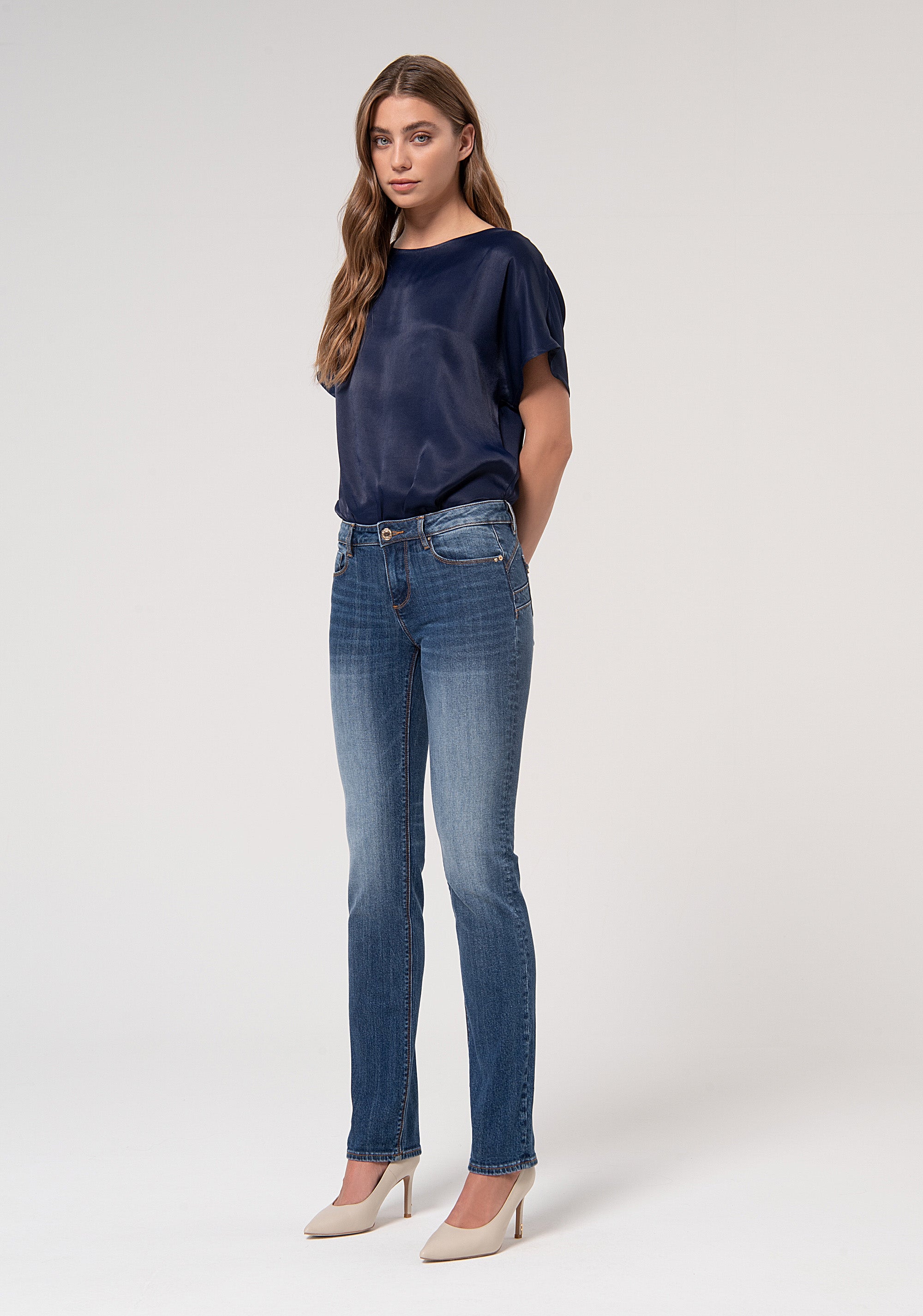 Jeans slim fit with shape-up effect made in stretch denim with middle wash Fracomina FR24WV2015D450R9-A99-2