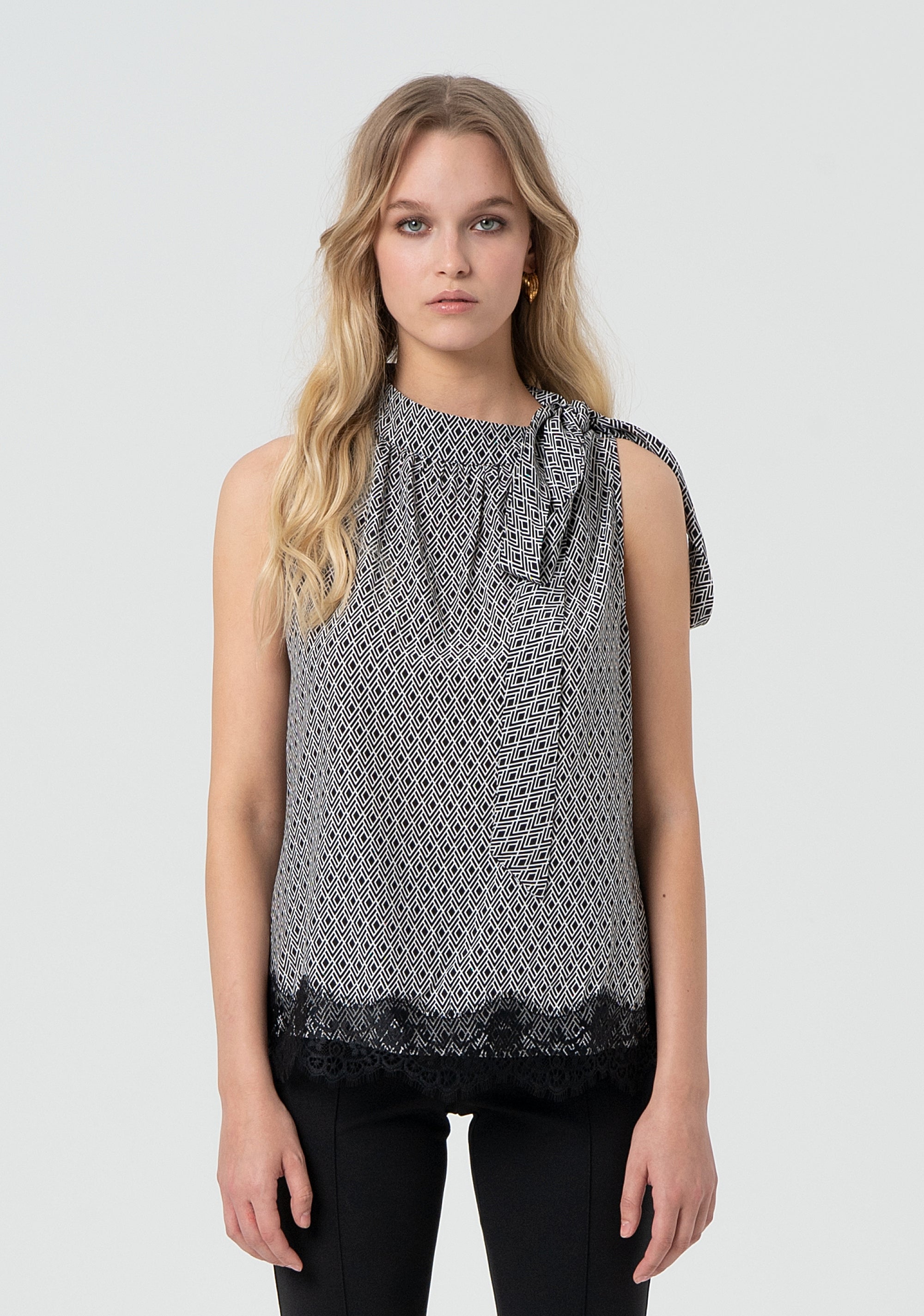 Tank top with geometrical pattern Fracomina FR25ST2022W413O9-060-1_2b6d8bb8-19ee-48bc-9a13-be67094812ab