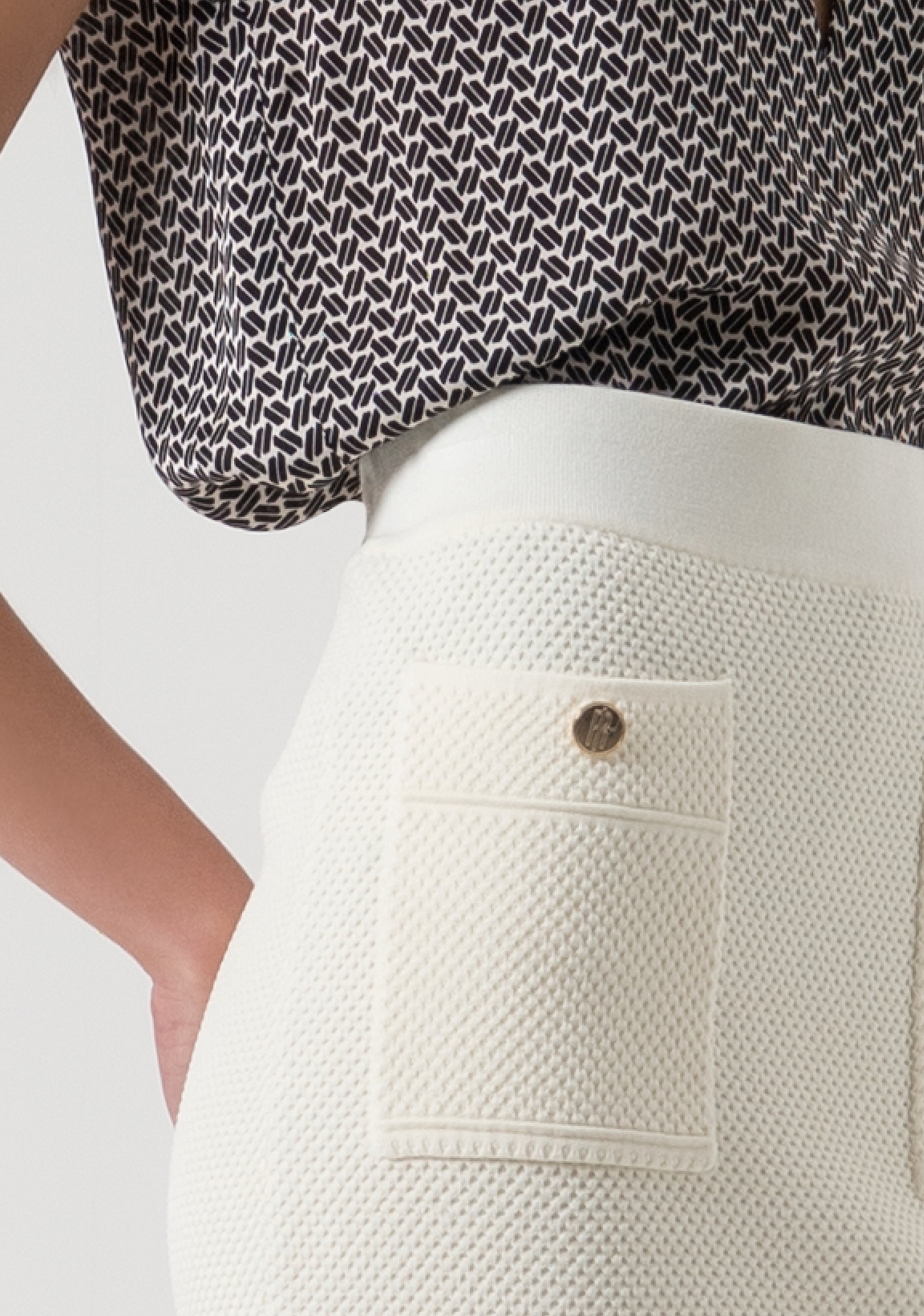 Knitted skirt slim fit middle length Fracomina FR25WG4006K55301-108-2