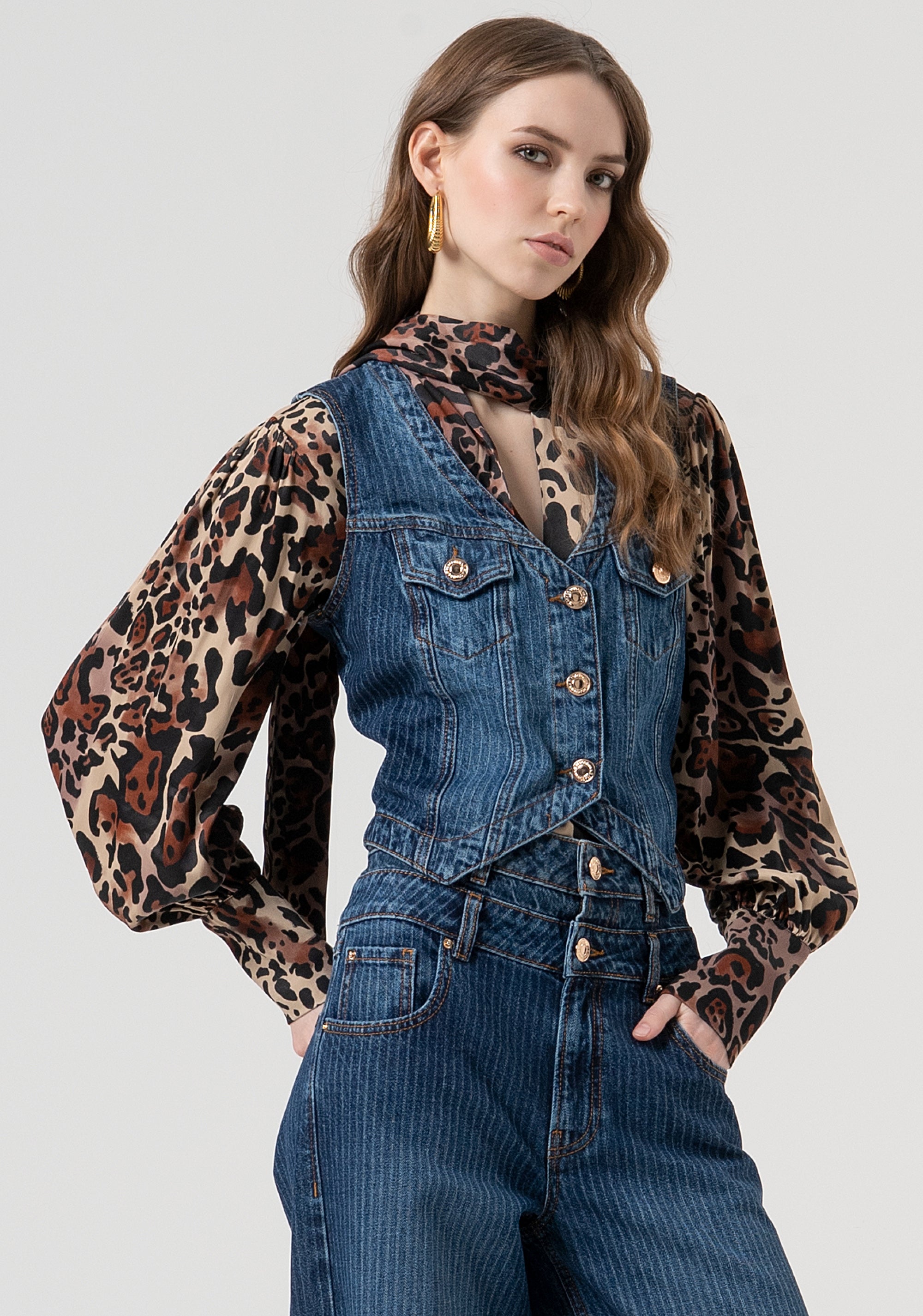 Gilet slim fit made in pinstriped denim Fracomina FR25WJ5018D419F8-T64-1