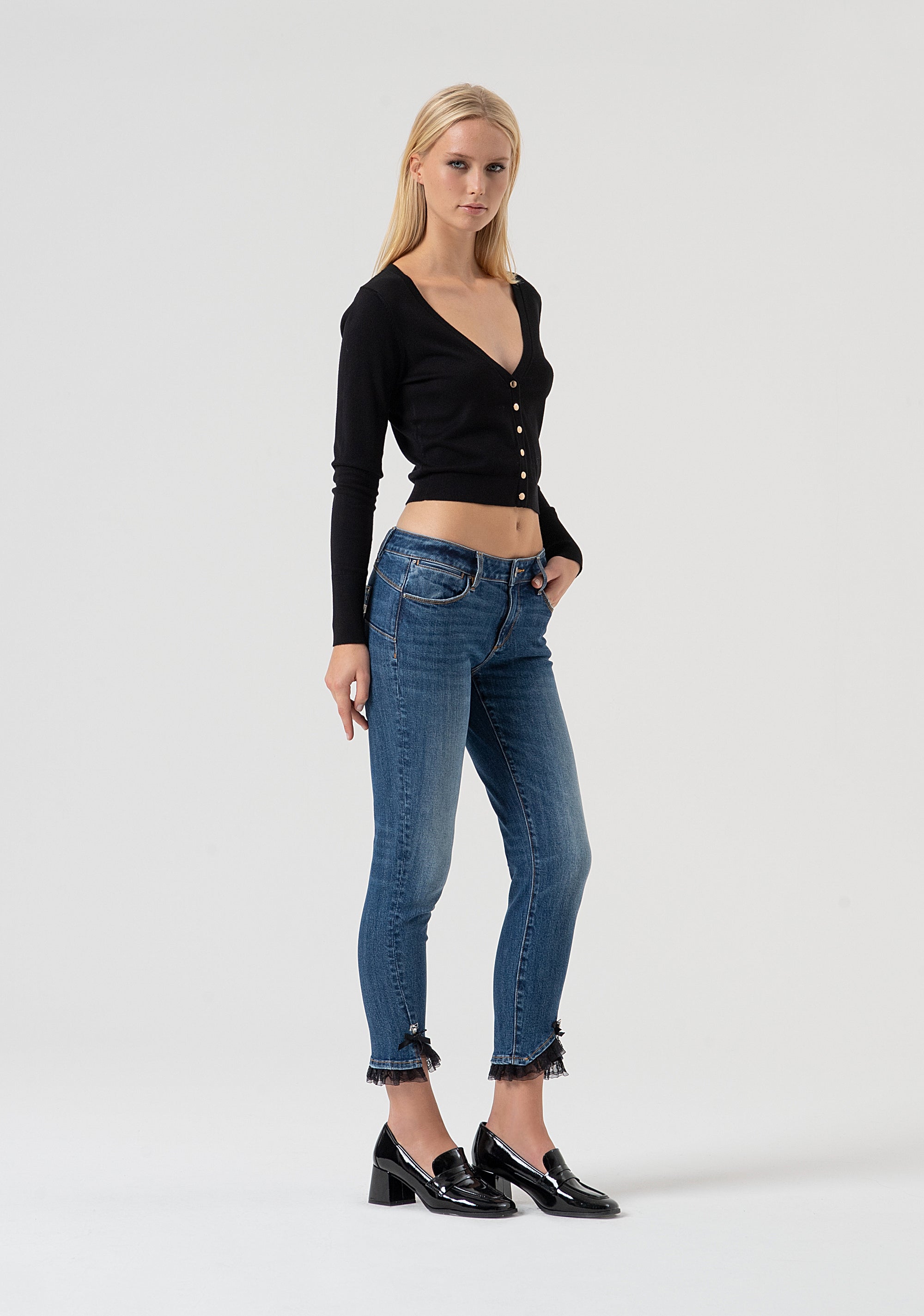 Jeans slim fit cropped with push-up effect made in denim with middle wash Fracomina FR25WV9002D40102-A99-2