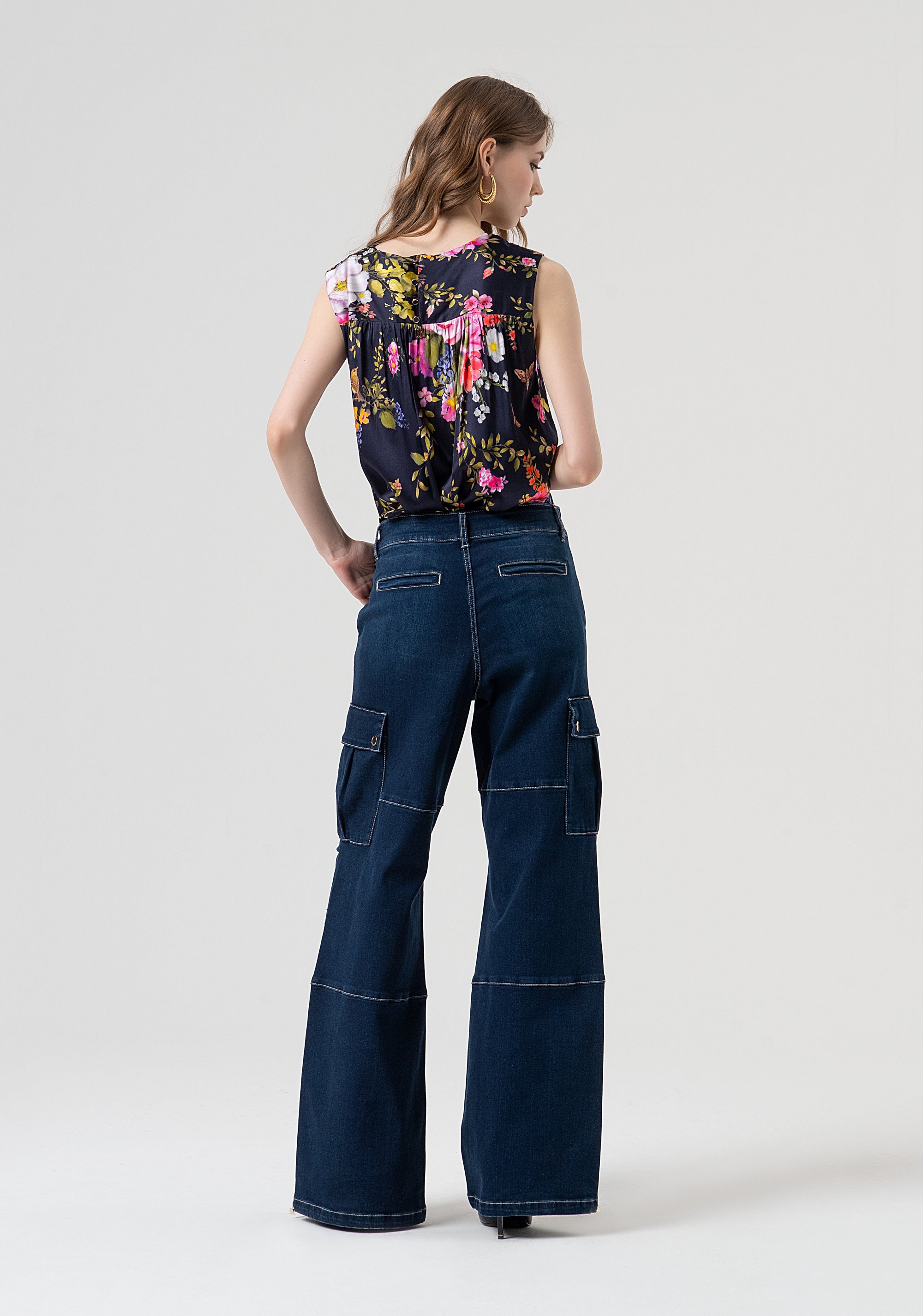 Jeans cargo made in denim with dark wash Fracomina FR25WVC008D46001-117-3