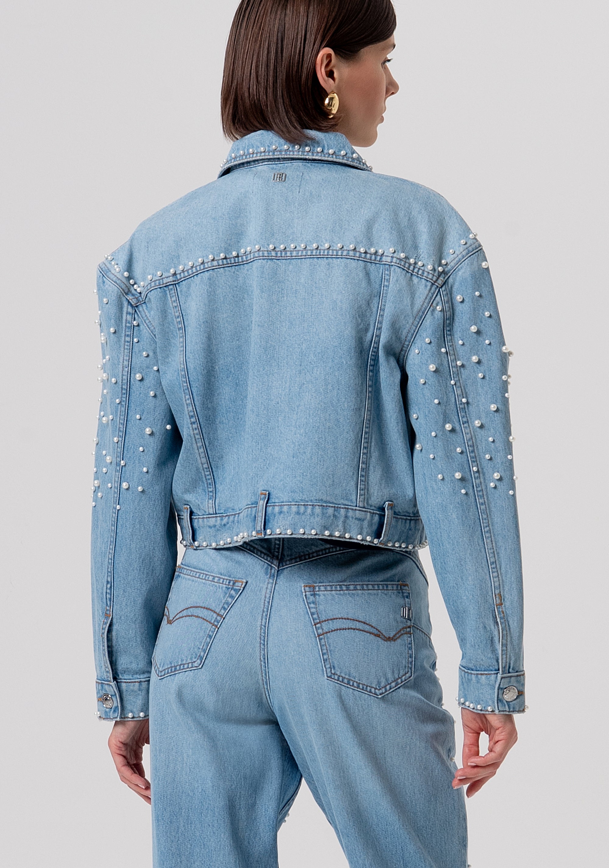 Jacket regular fit made in denim with light wash and pearls FR26SJ4004D47103-062 Fracomina