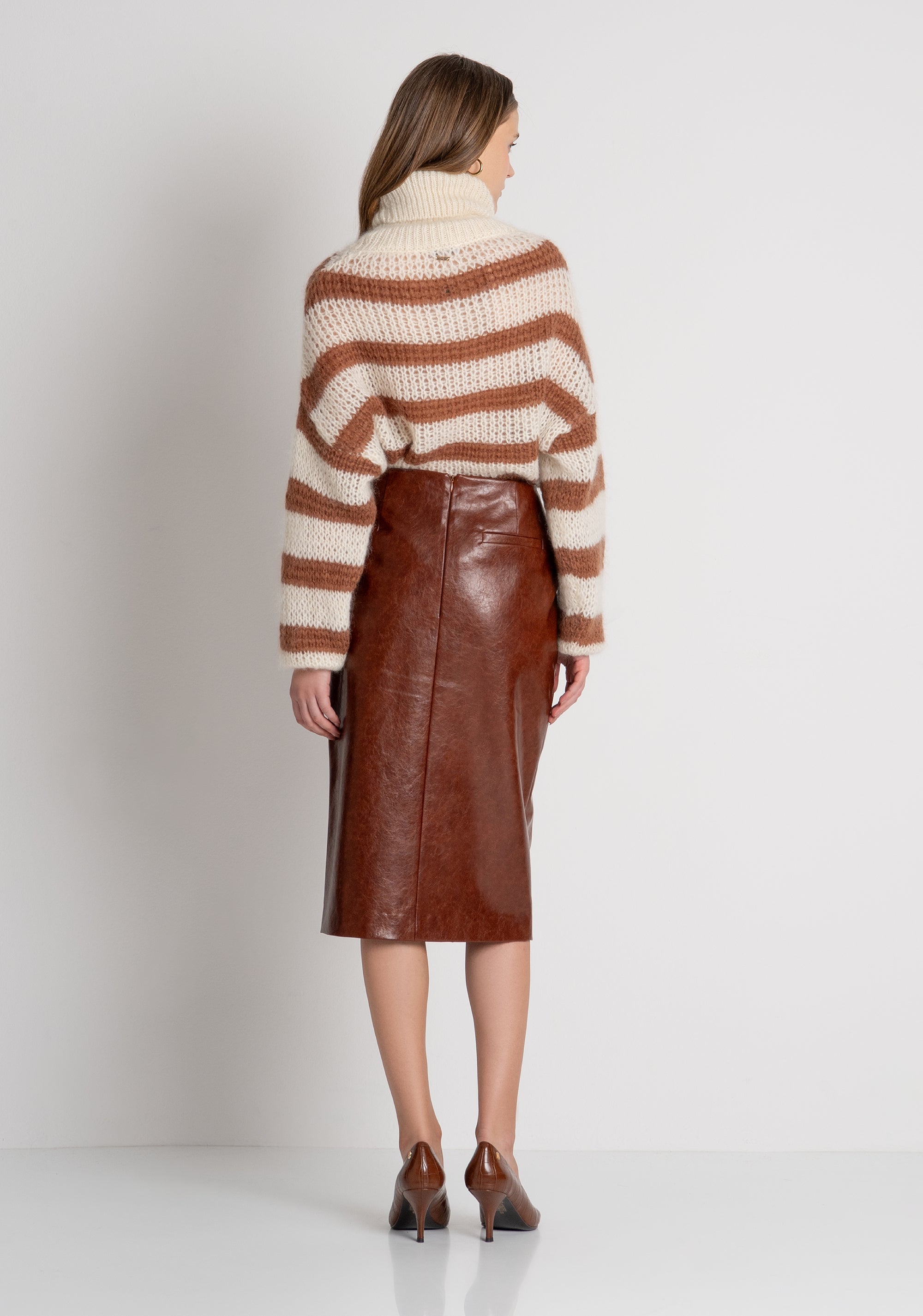 Sheath skirt slim fit middle length made in fake leather Fracomina FR26WG2005P411L9-M54-3