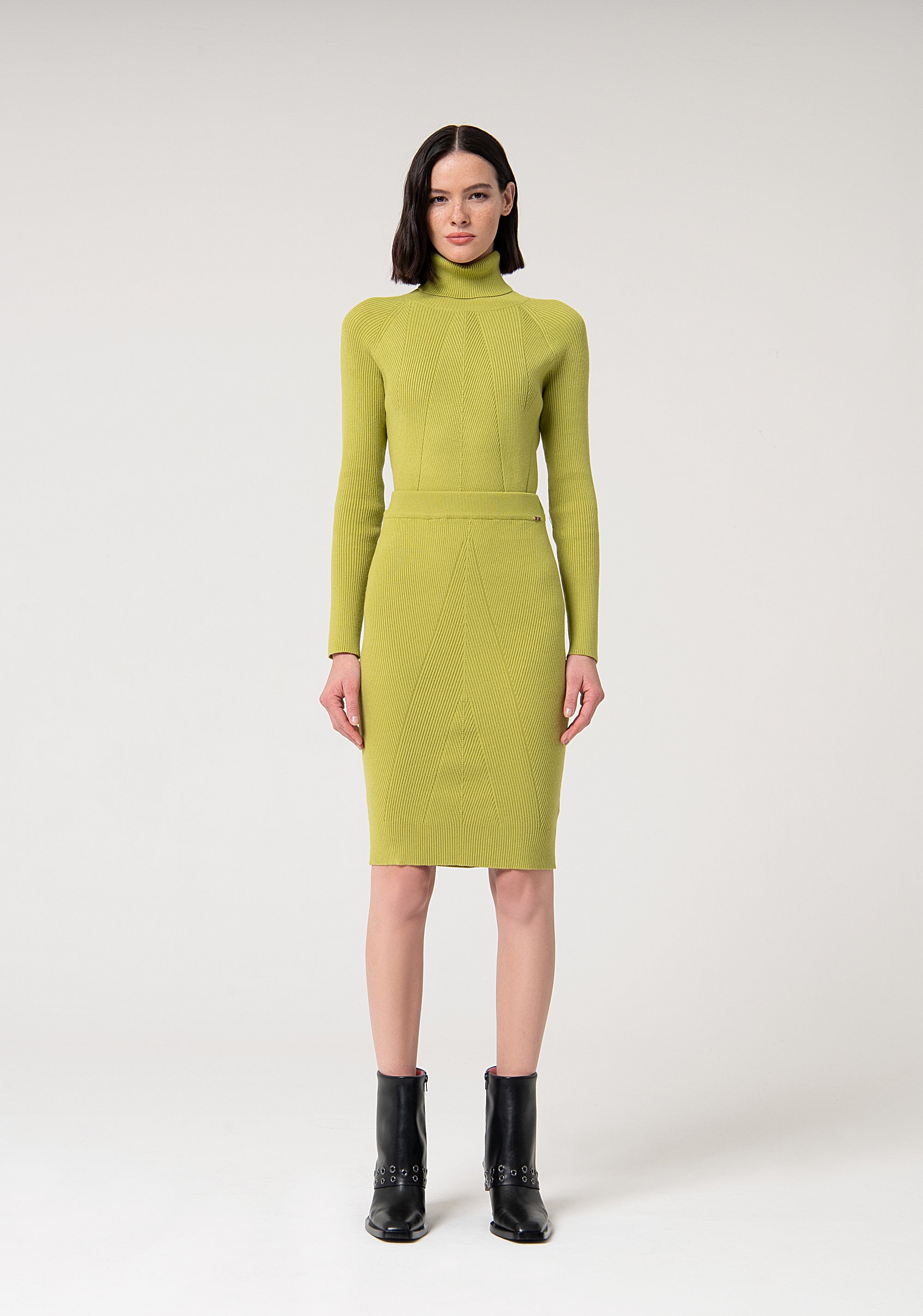 Knitted skirt slim fit middle length FS24WG4006K45901 FRACOMINA Knitted skirt slim fit middle length FS24WG4006K45901 FRACOMINA