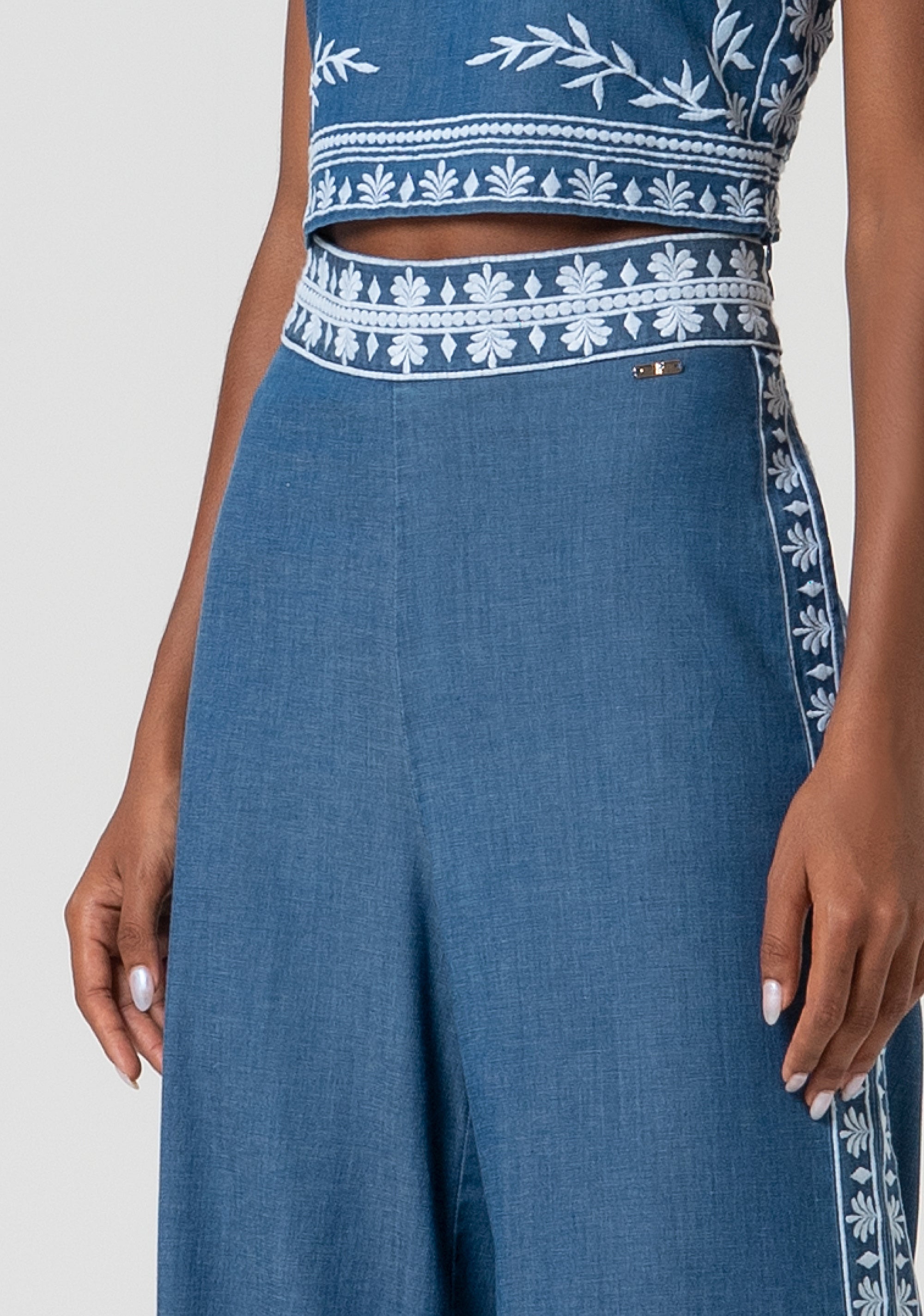 Wide-Leg trousers with decorative embroidery Fracomina FS25SV3015W792E5-175-2