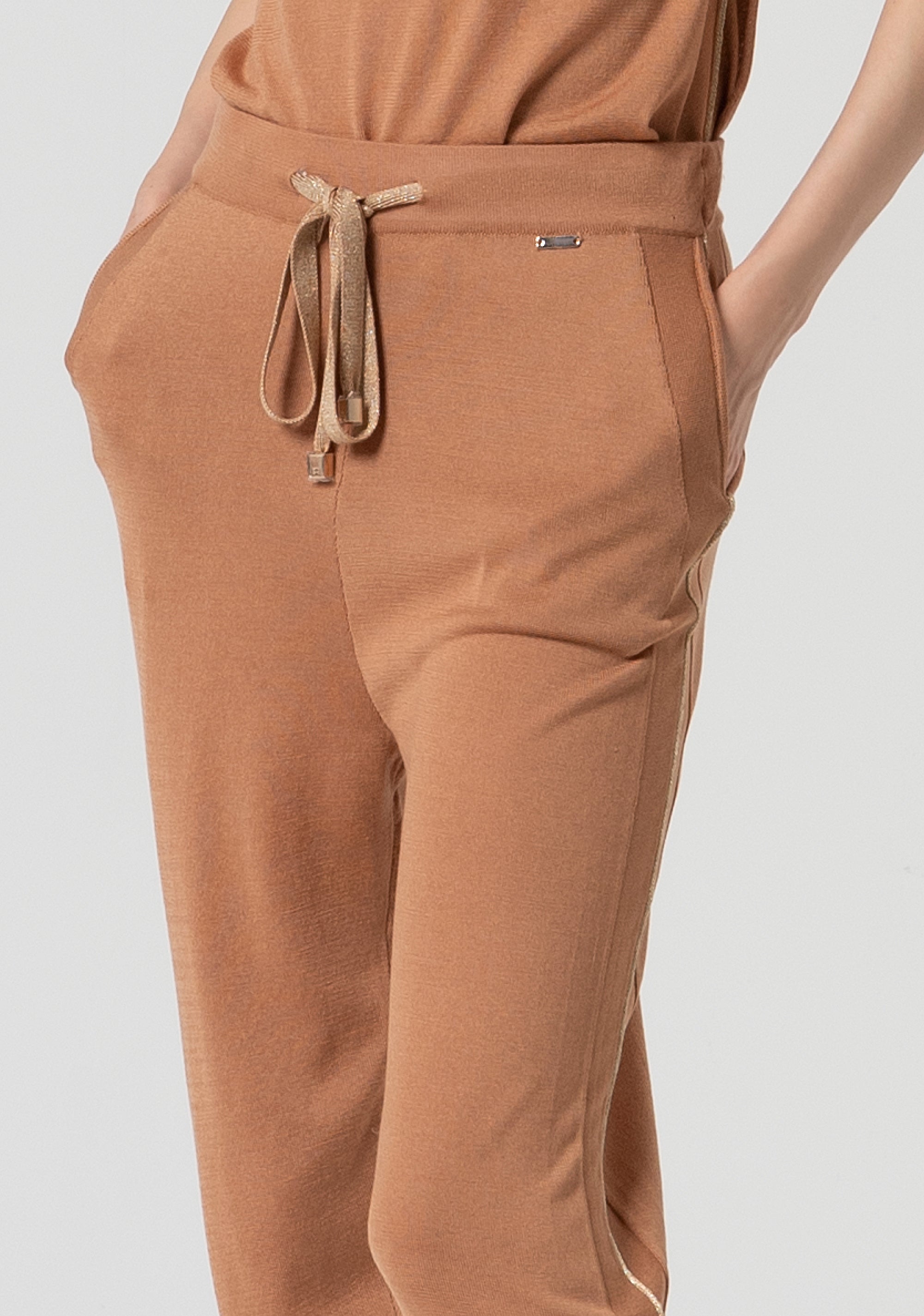 Knitted jogger pant regular fit Fracomina FS25SV7001K54701-E11-2