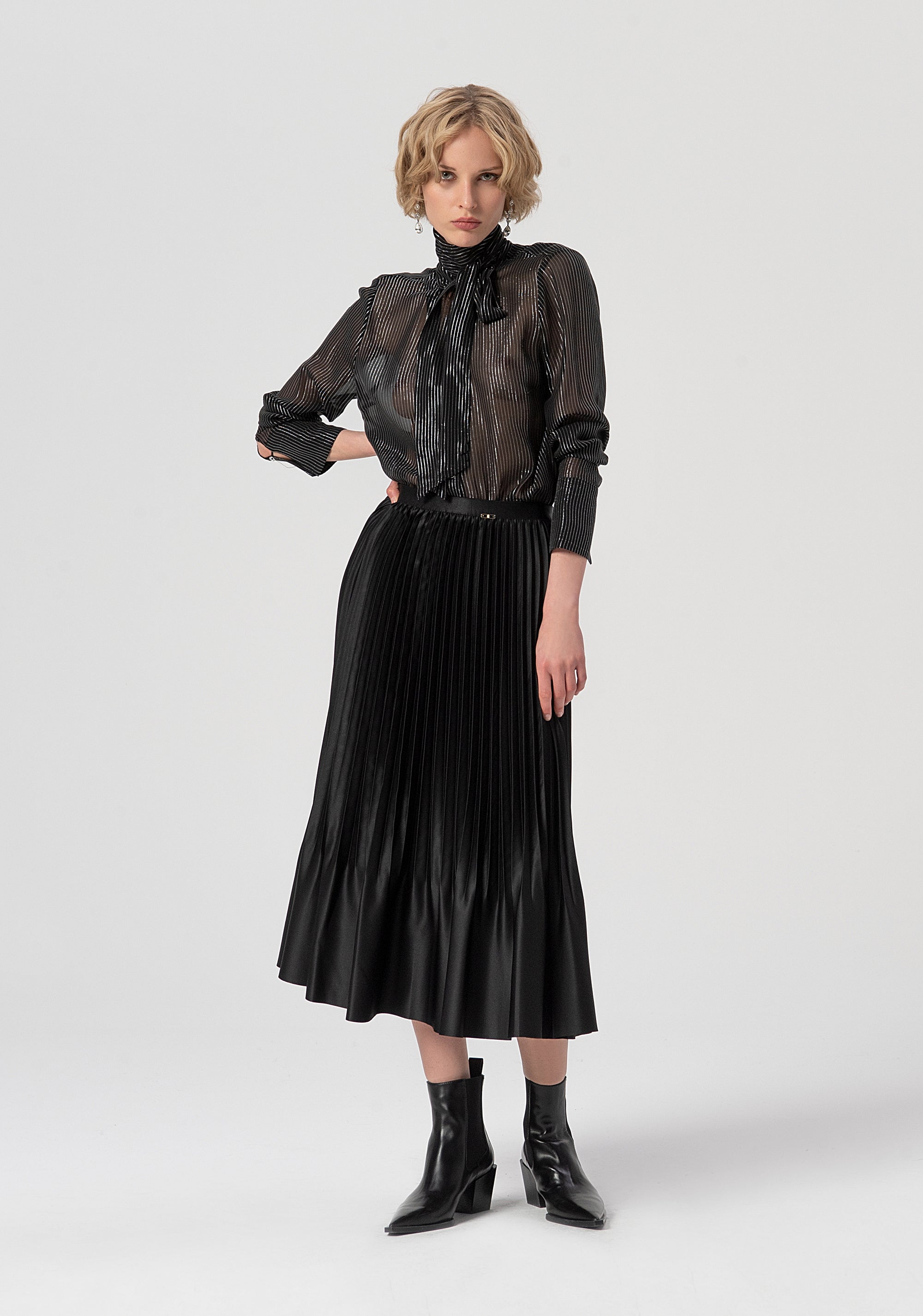 Skirt flared middle length made in satin with plissè effect Fracomina FS25WG2002W411F9-053-1