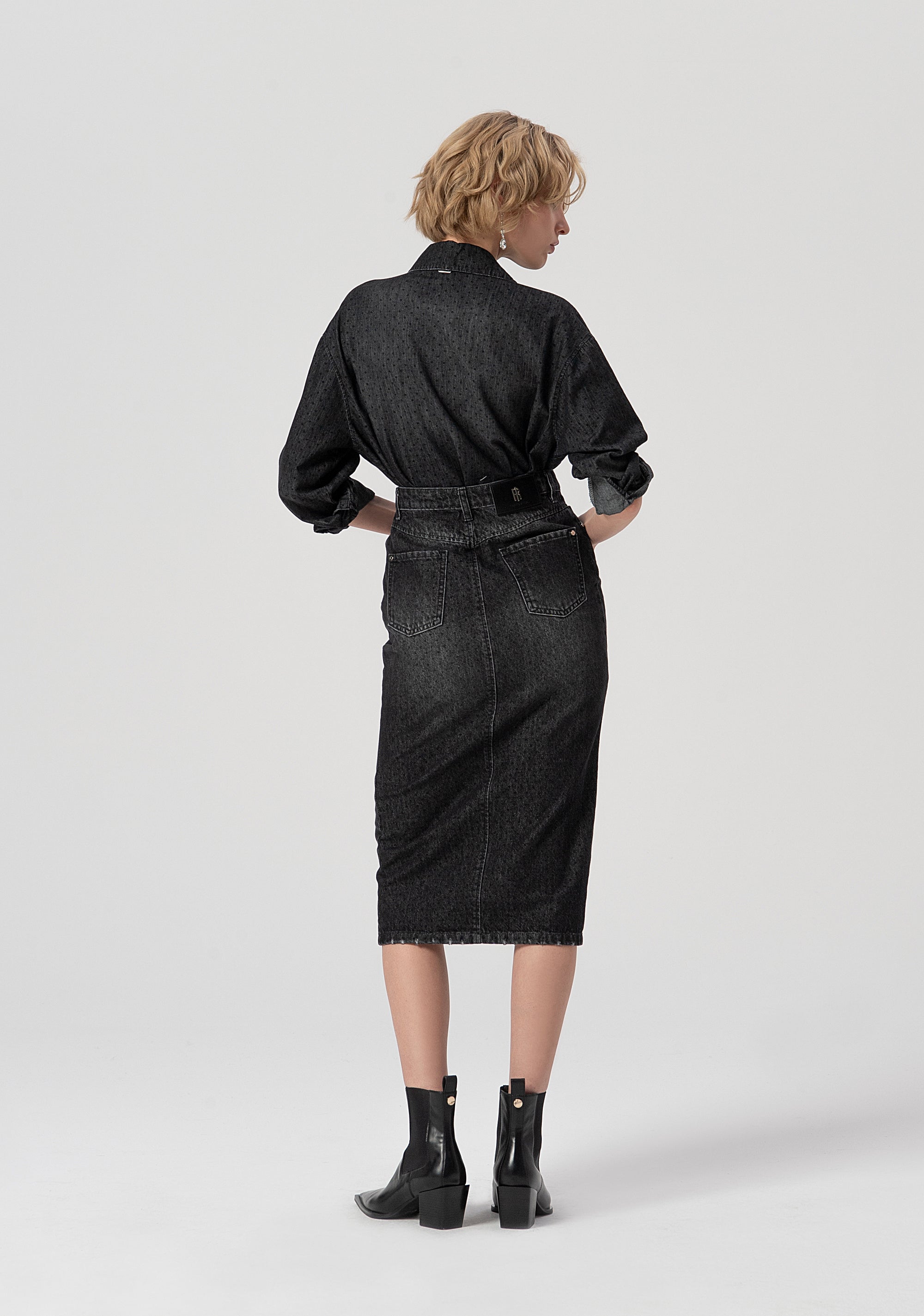 Skirt slim fit middle length made in black denim with middle wash Fracomina FS25WG5001D40001-553-4