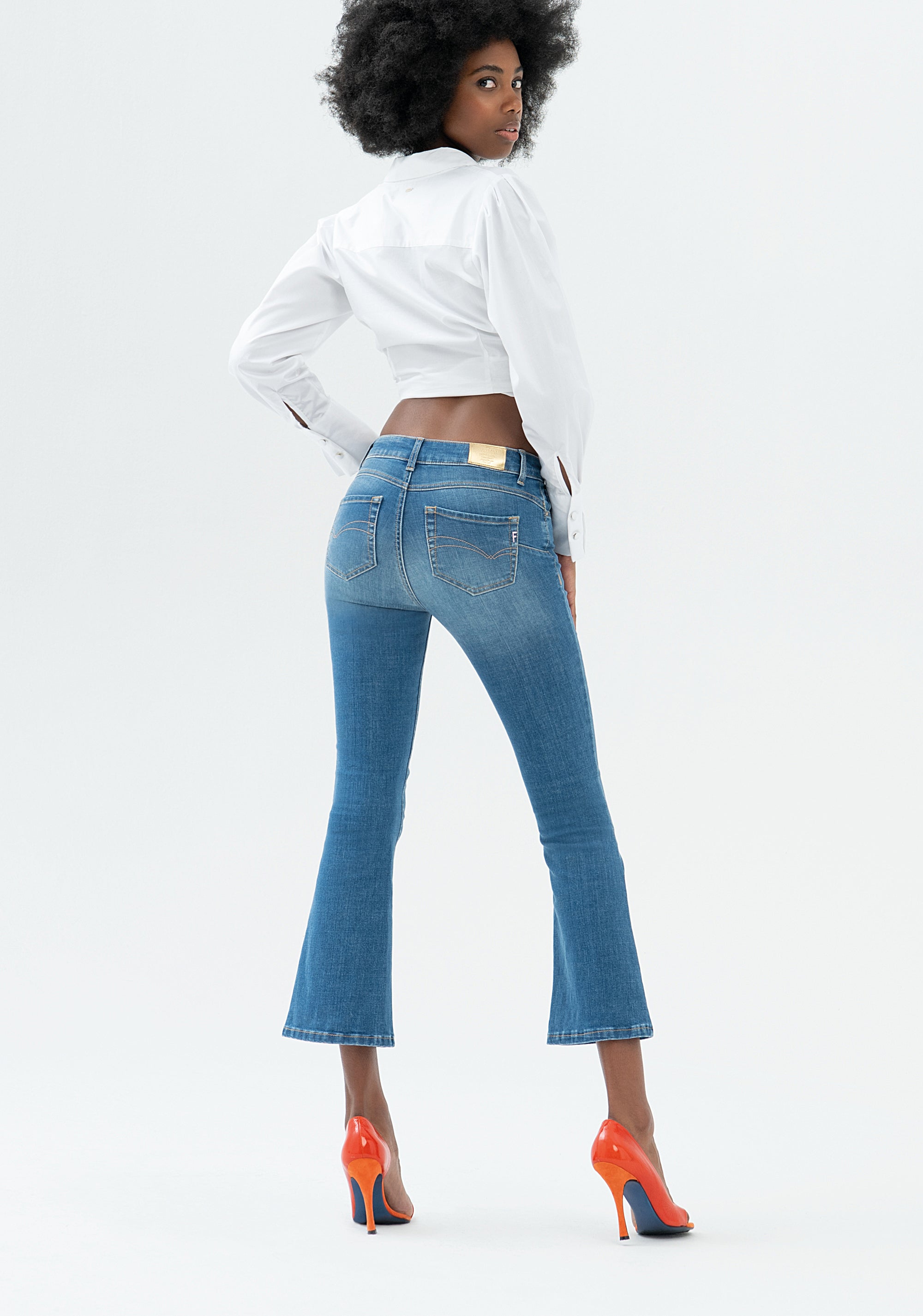Jeans Bella flare cropped made with a sophisticated stretch denim Fracomina FP000V8030D40102-349_2