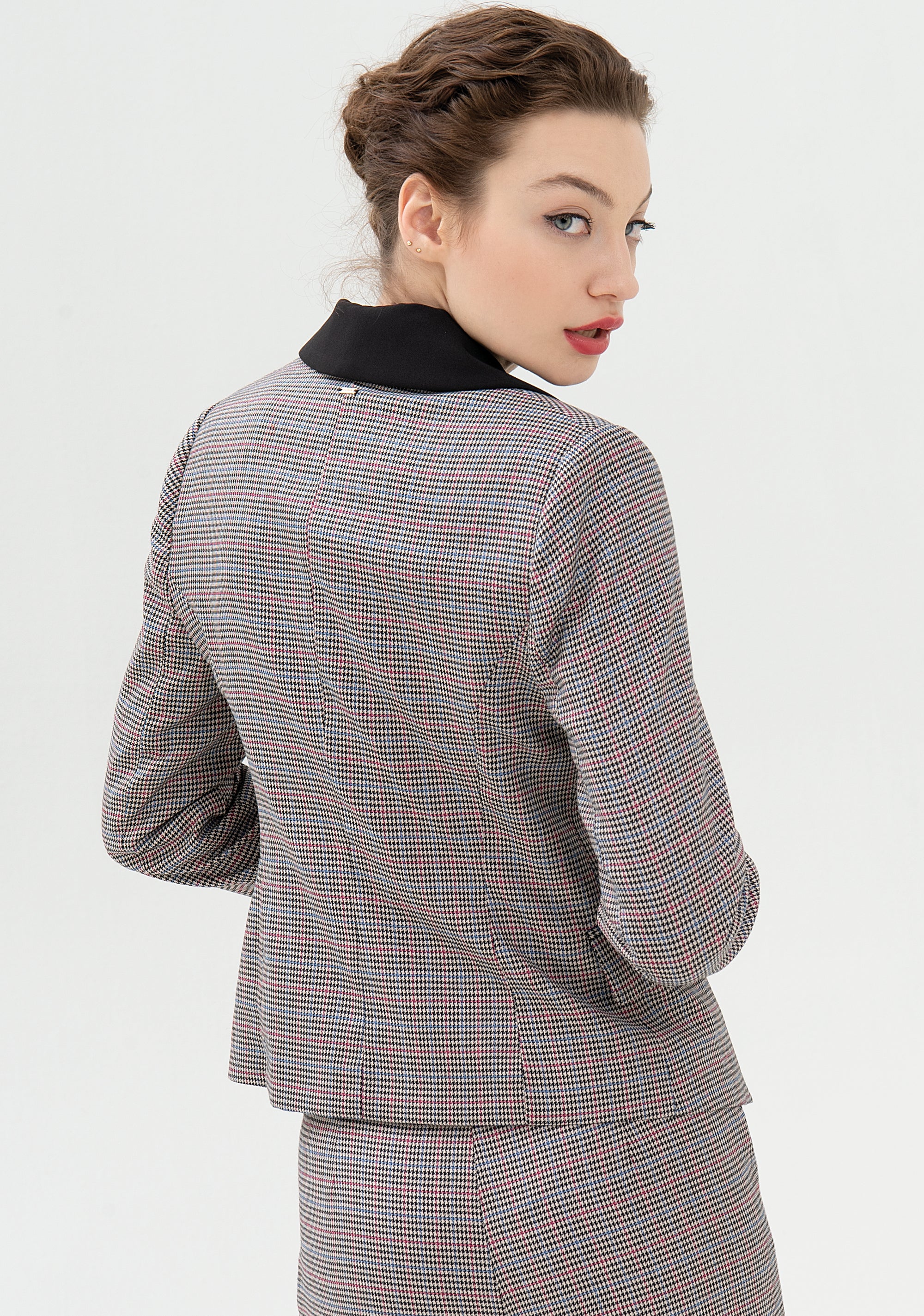 Blazer regular fit double breasted made in pied de poule fabric Fracomina FR21WJ2008W45995-210_04