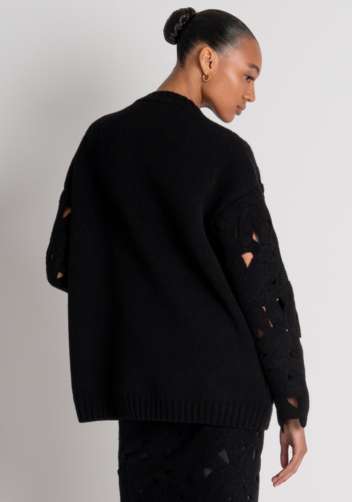 Knitted cardigan regular fit, opened, with macrame manufacture made in merinos wool Fracomina B126WT8070K567R6-053-4