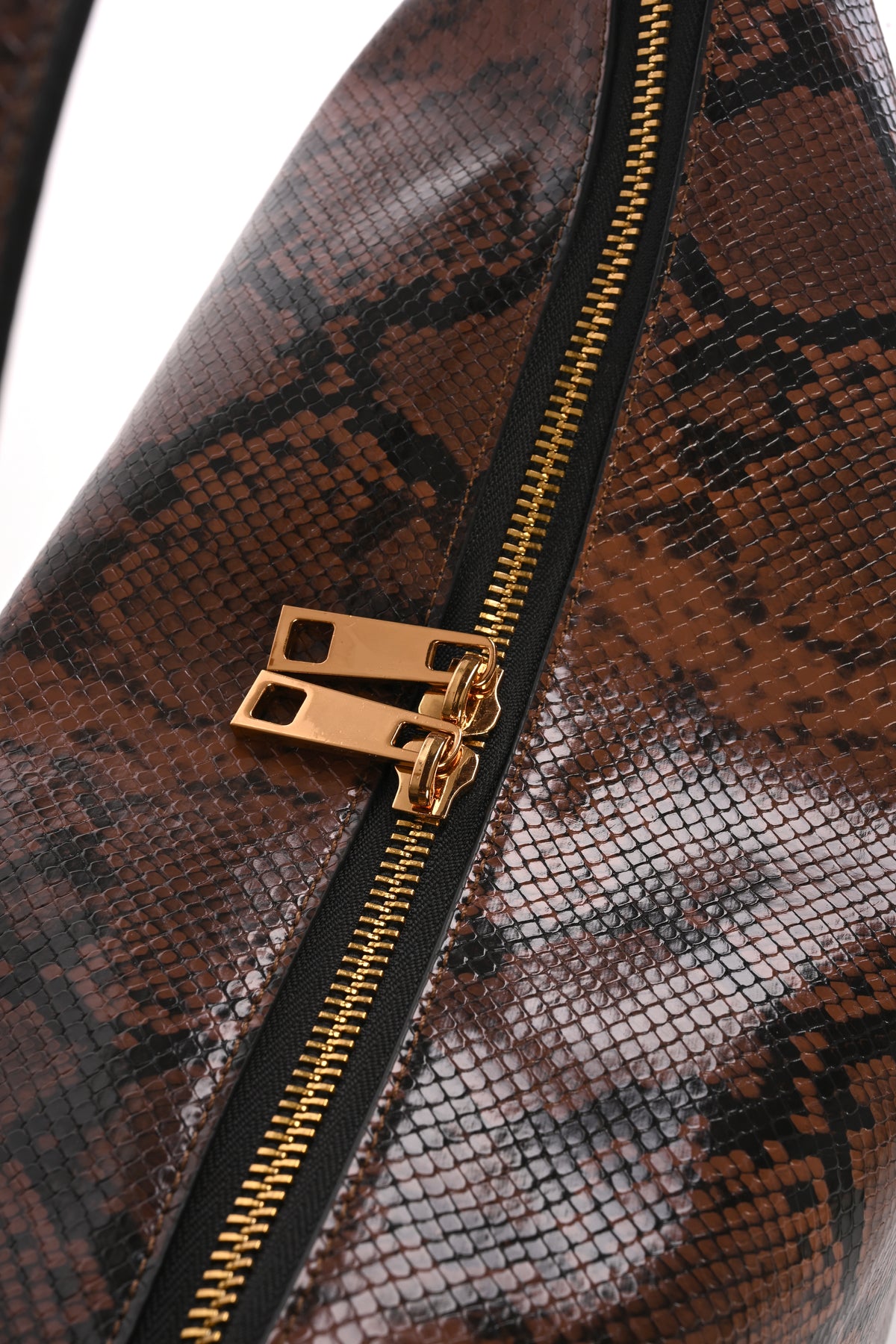 Big shoulder bag made in fake leather with animalier print Fracomina FB26WBA003P46801-K06-4