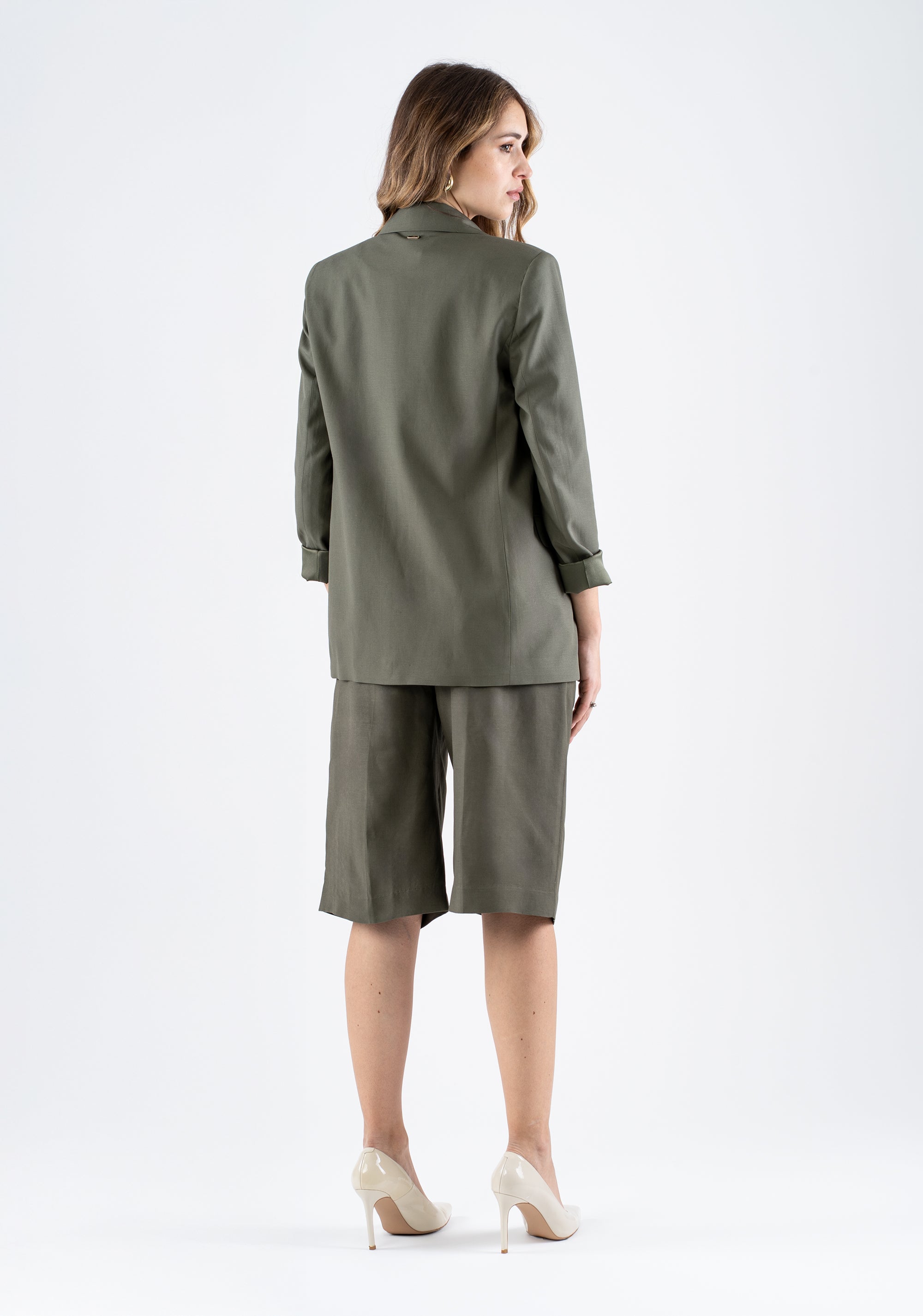 Tailored Bermuda Shorts with Front Pleats Fracomina FI25SV6001W62201-206_1