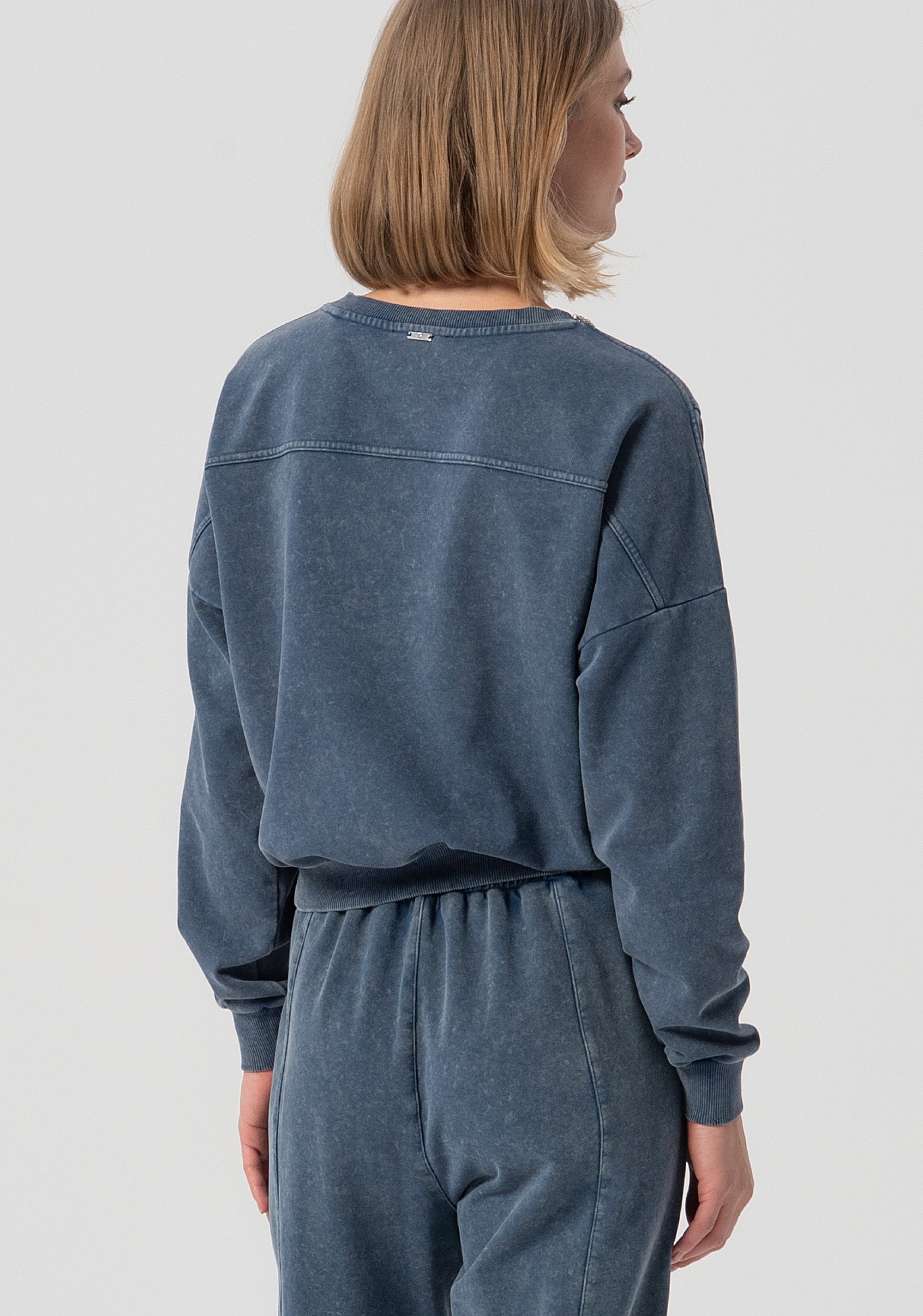 Sweater regular fit with round neck and shiny stones applied Fracomina FJ25WT9002F409O3-166-3