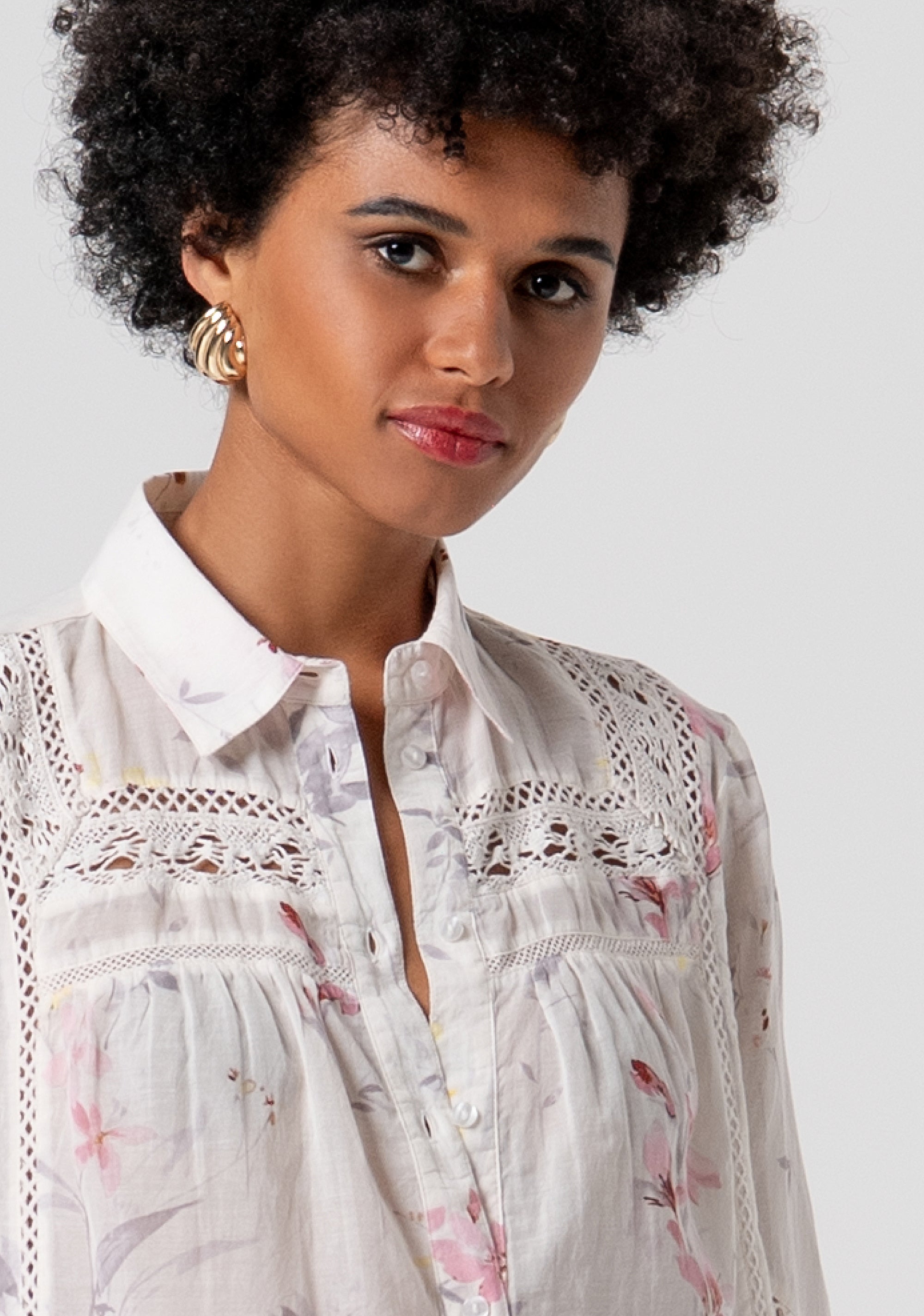 Shirt regular fit with flowery pattern Fracomina FJ26ST6003W694K2-472-2