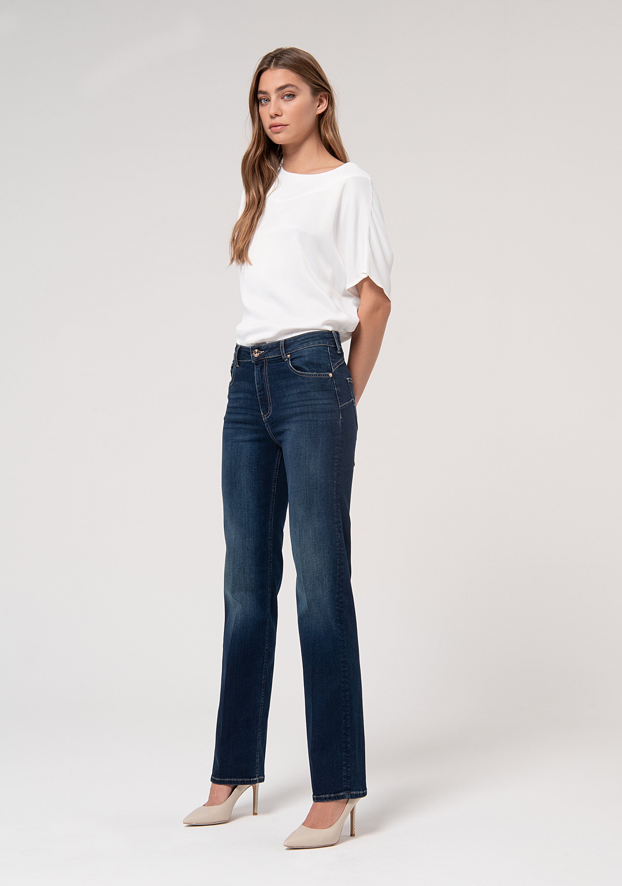 Jeans regular fit with perfect shape effect made in stretch denim with dark wash Fracomina FP000V8050D40101-117-2_b5c4737c-261f-4cff-a54e-97036a580296