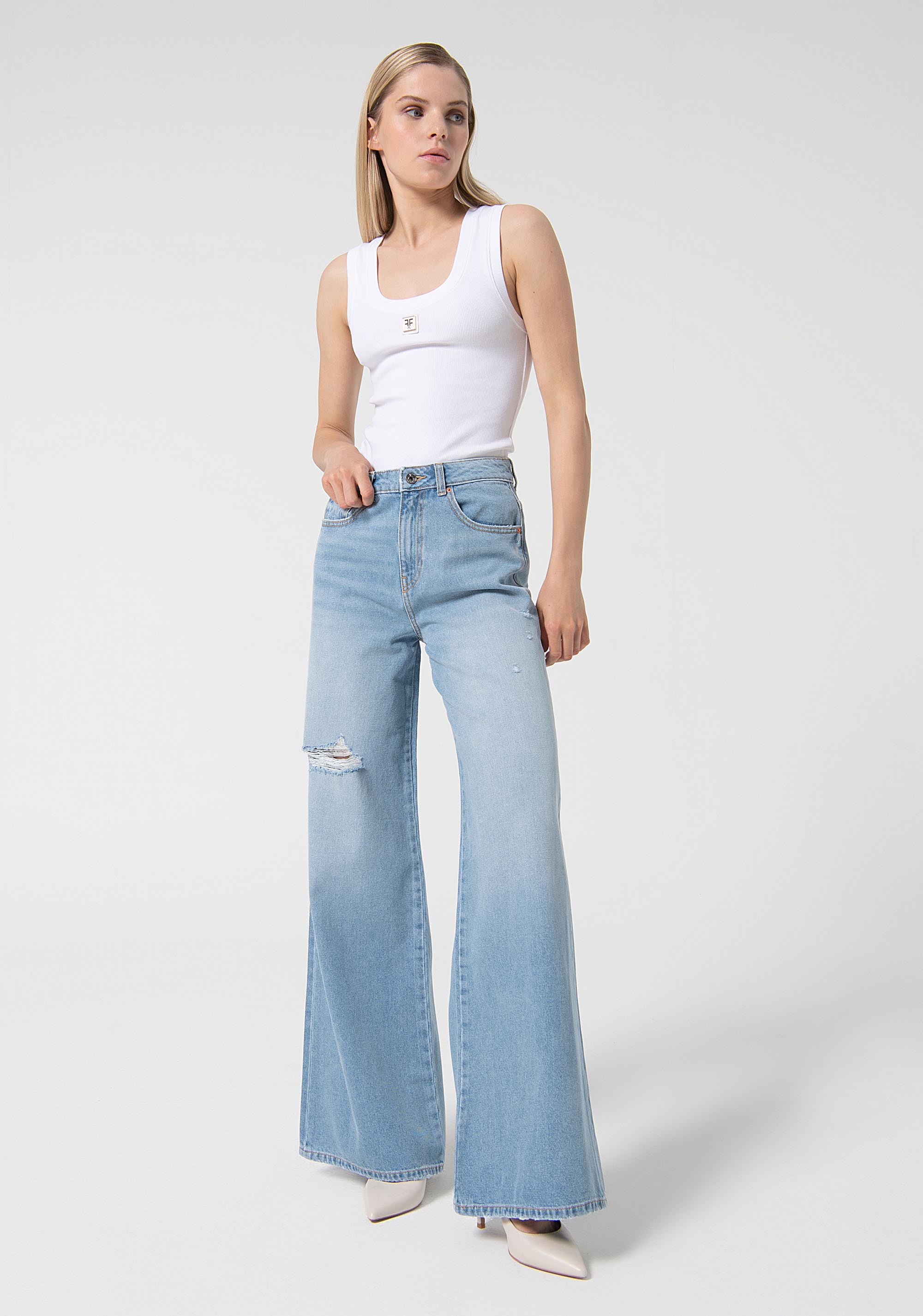 Jeans wide leg made in denim with bleached light wash FP24SV3015D41903 ...