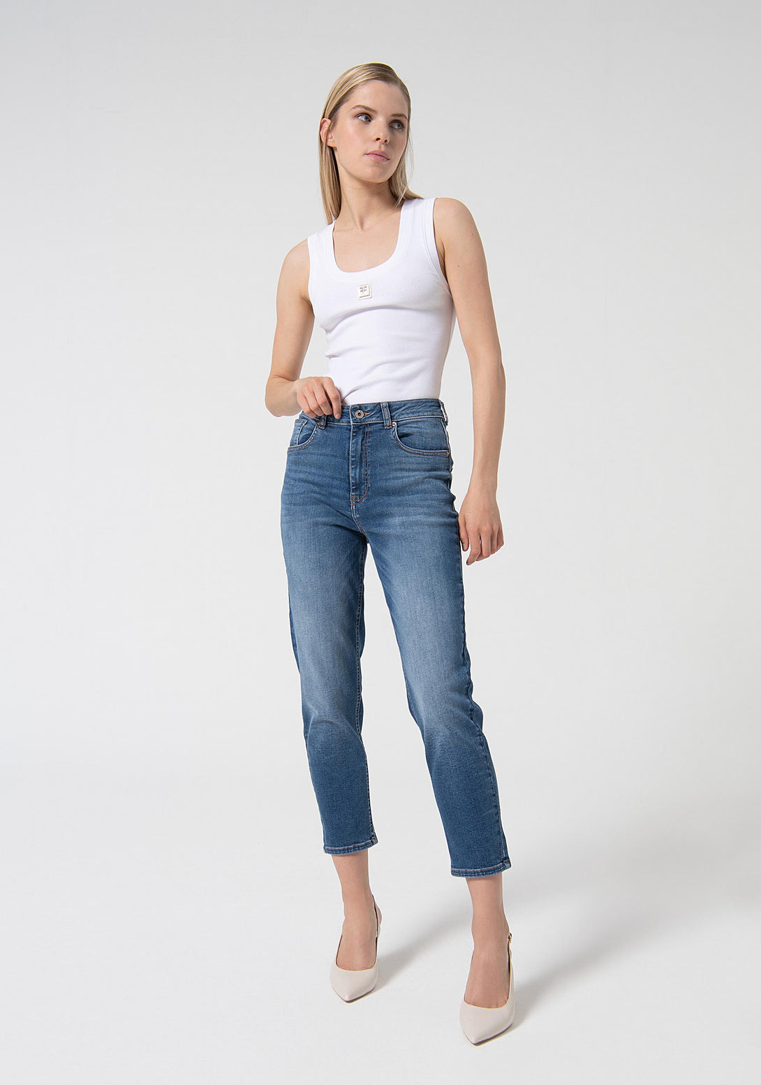 Jeans mom fit cropped made in denim with middle stone wash Fracomina FP24SVD005D40402-349