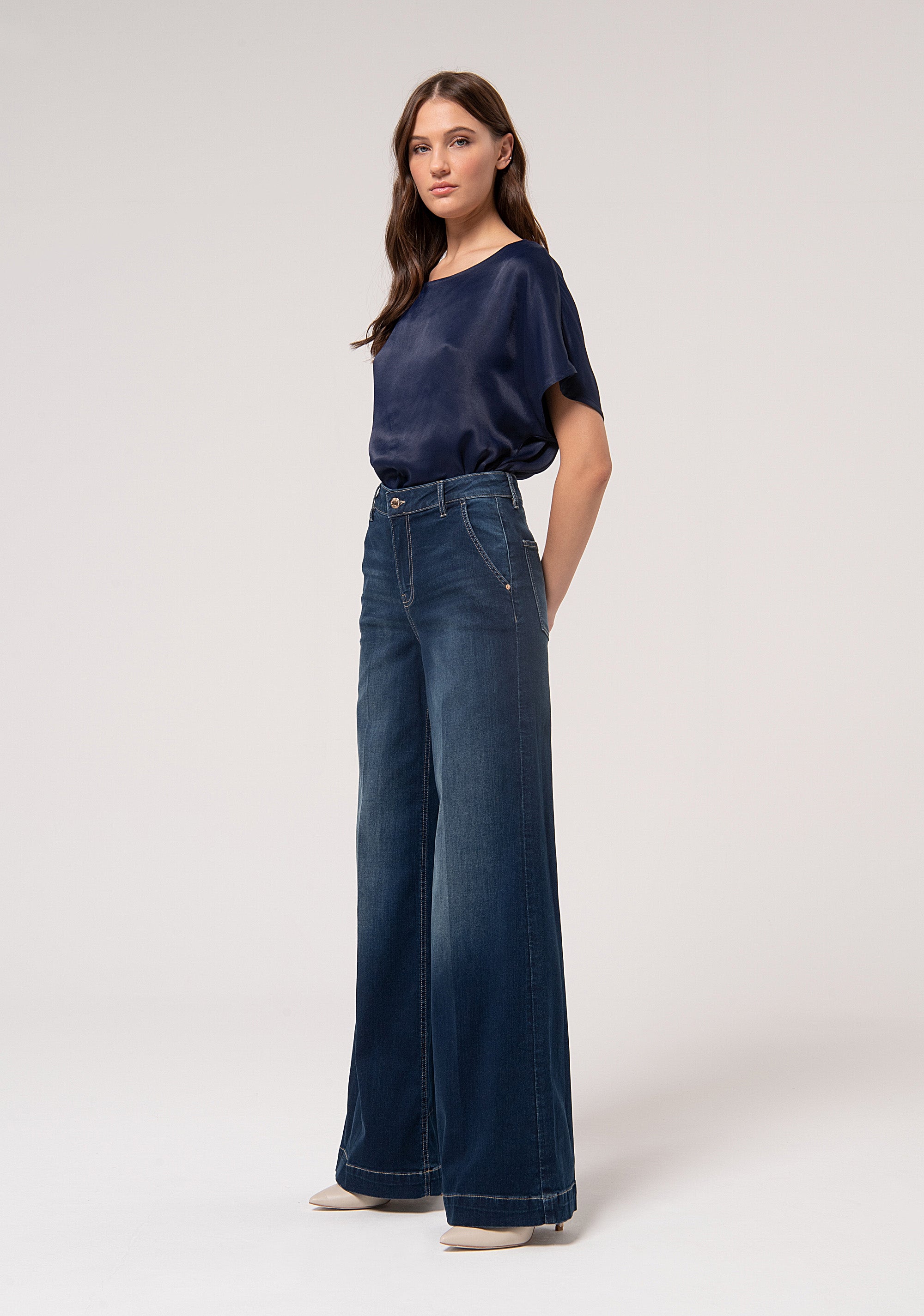 Jeans flare made in stretch denim with dark wash Fracomina FP24WV3010D40901-117-2