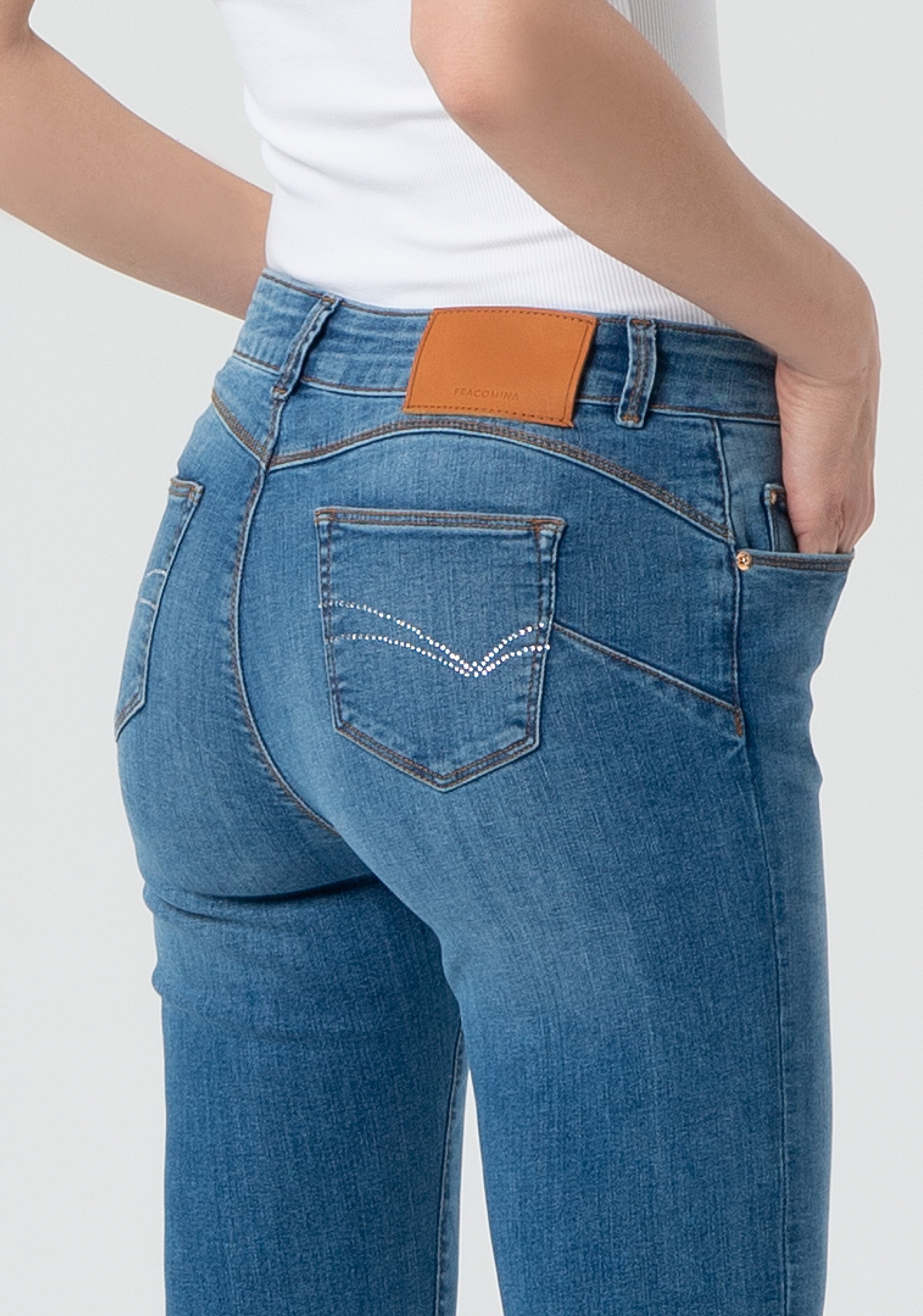 Jeans bootcut with push-up effect made in denim with middle bleached wash Fracomina FP25SV8020D46002-258-2