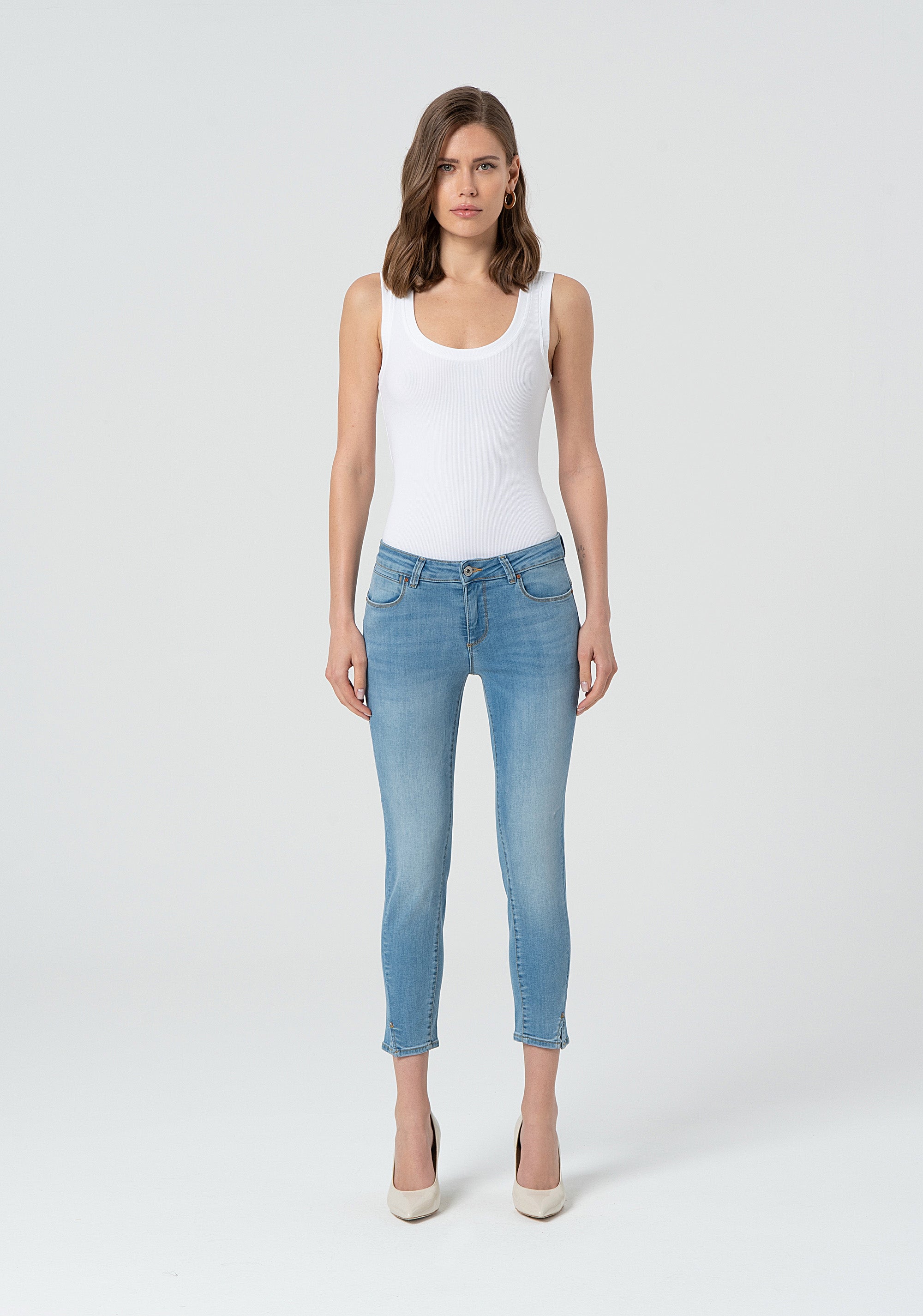 Jeans cropped with push-up effect made in denim with light wash Fracomina FP25SV9002D46003-062-1