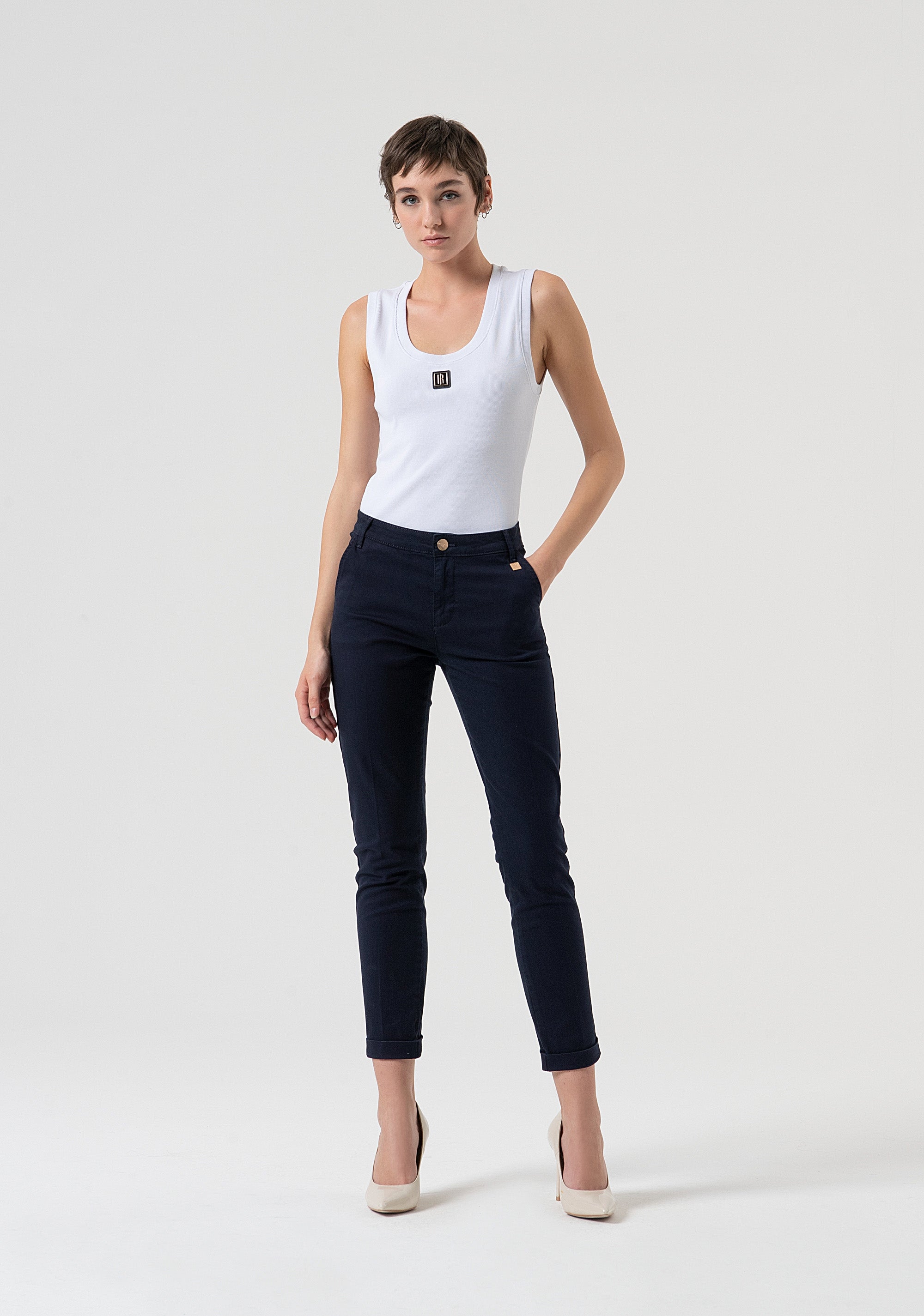 Chino pant slim fit made in satin Fracomina FP25WV4001W72001-117-1